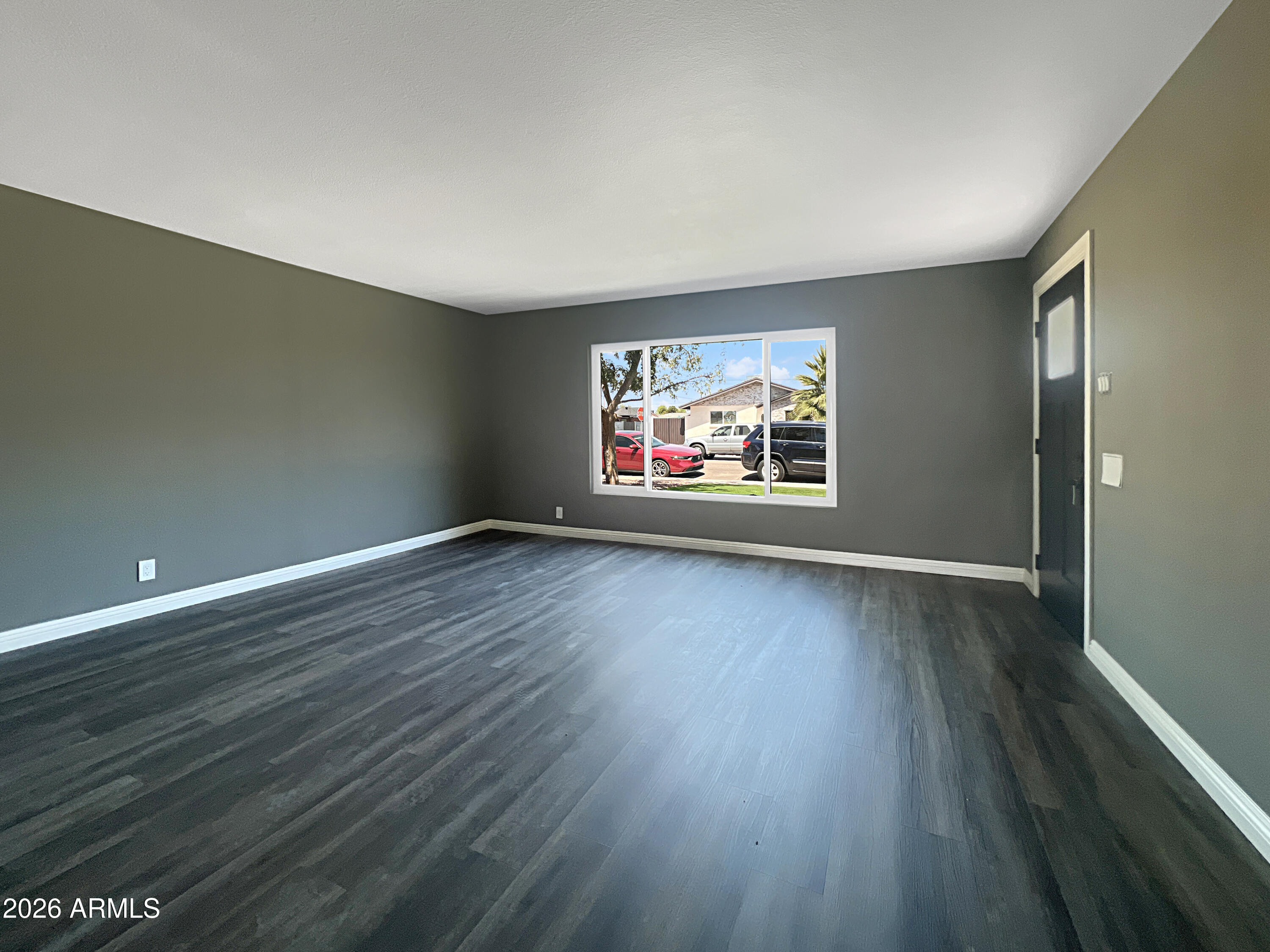 8201 E WHITTON Avenue