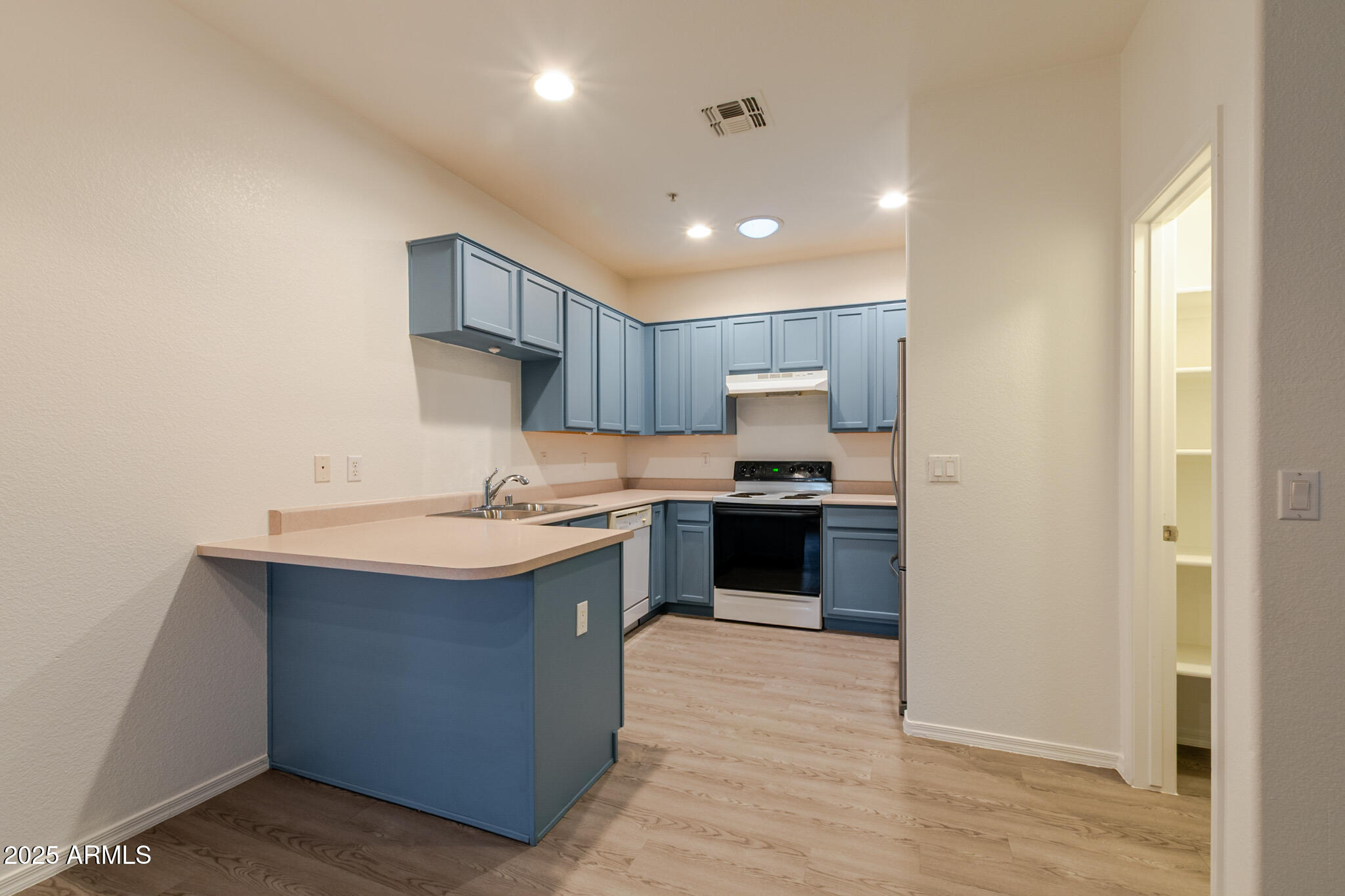 8800 N 107TH Avenue 52