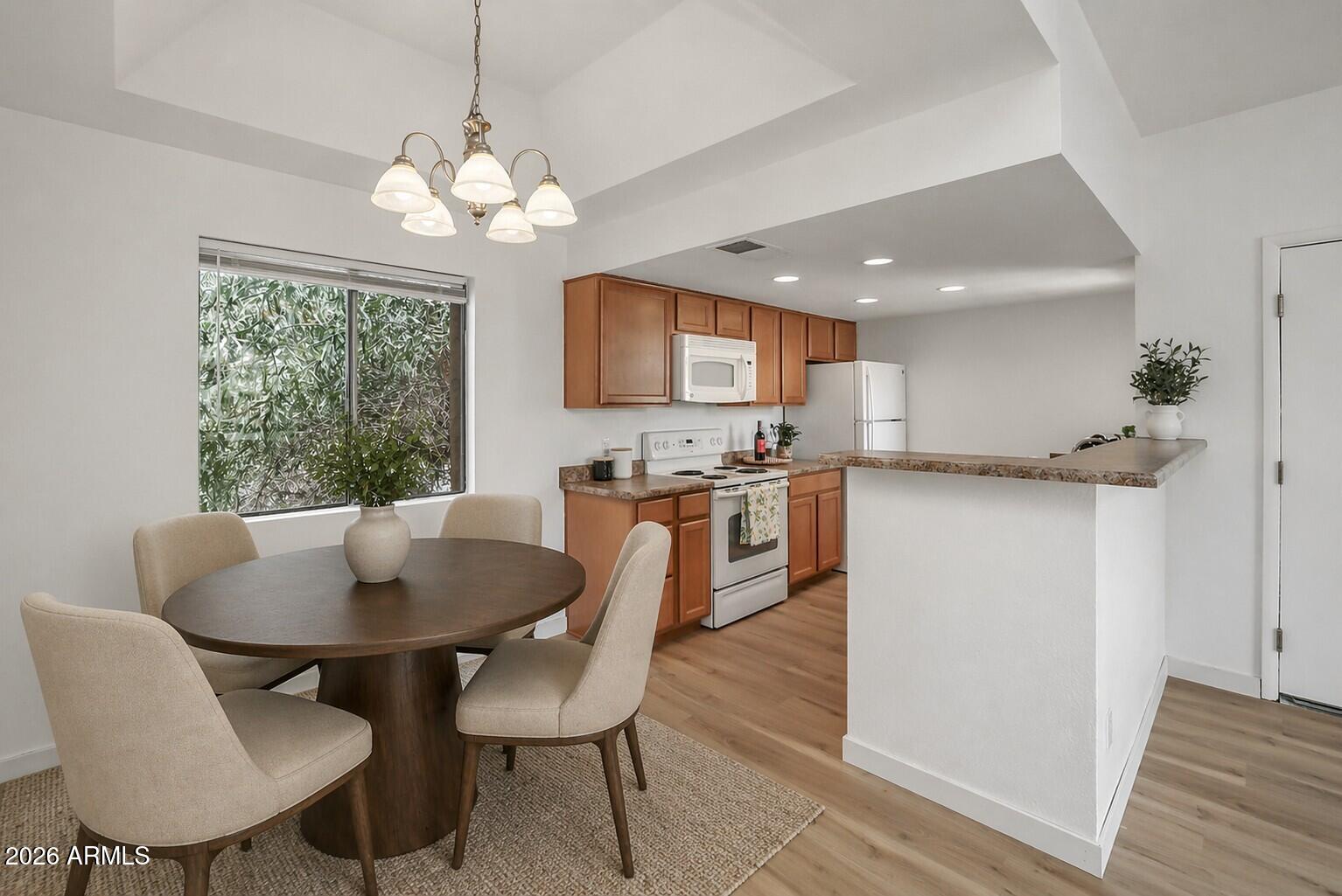 1125 E BROADWAY Road 225