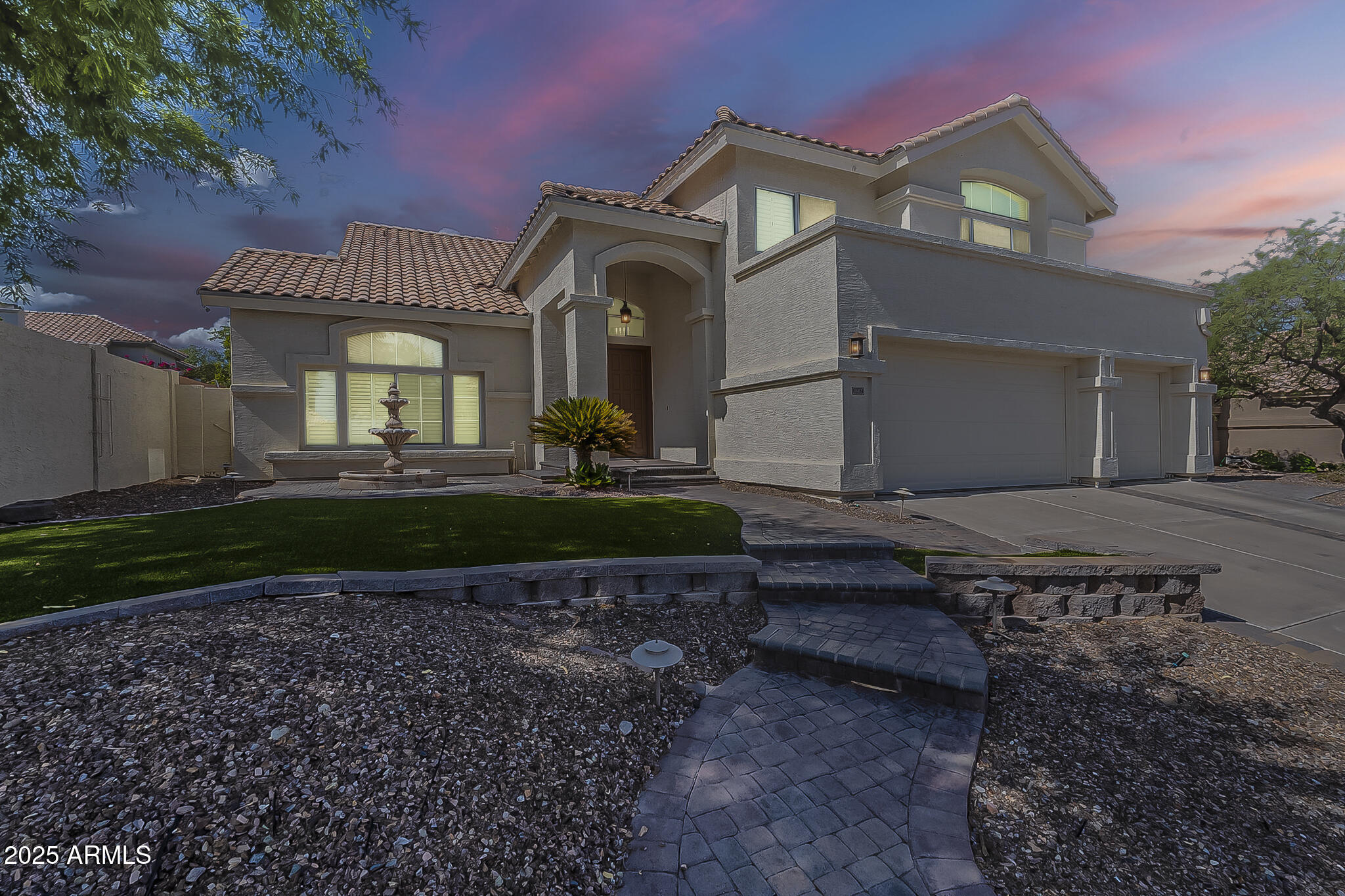 1612 E Glenhaven Drive