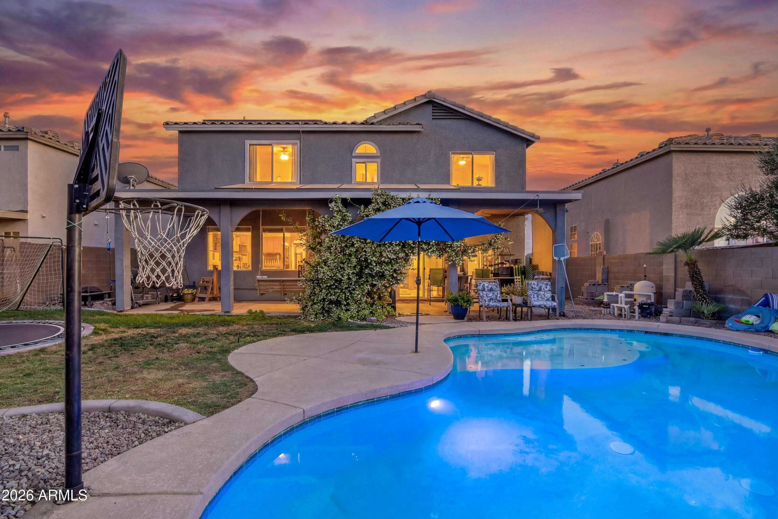 11032 W AUGUSTA Avenue