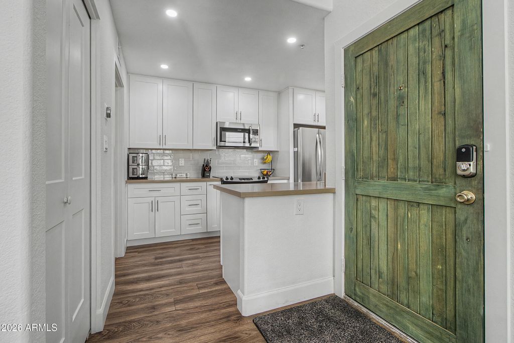 Photo of 11333 N 92nd Street #2091, Scottsdale, AZ 85260 (MLS # 6990390)