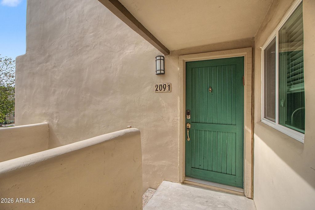 Photo of 11333 N 92nd Street #2091, Scottsdale, AZ 85260 (MLS # 6990390)