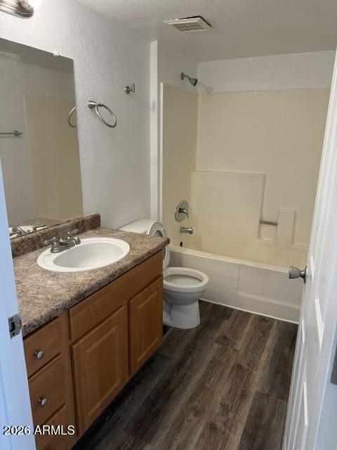 3810 N MARYVALE Parkway 1049