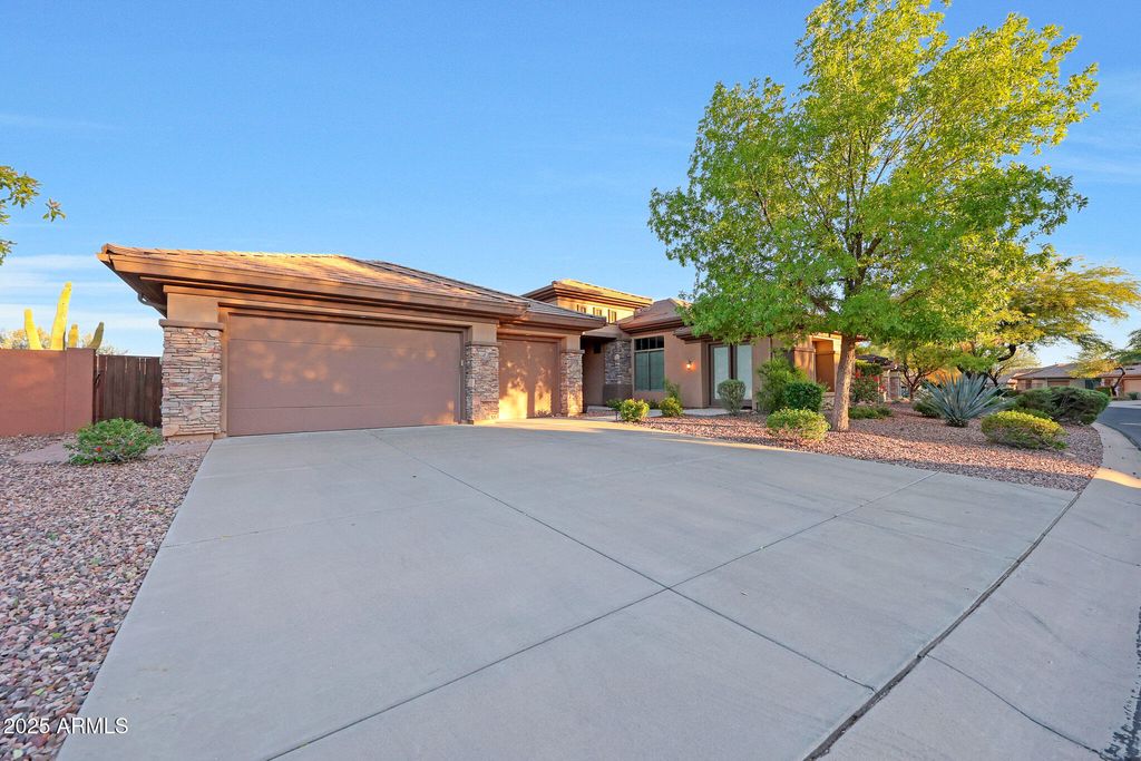 Photo of 40727 N Bradon Way, Anthem, AZ 85086 (MLS # 6929608)