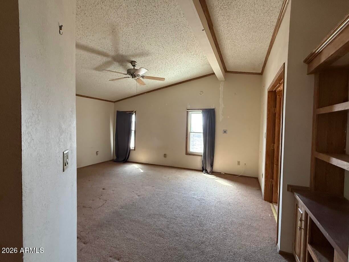 637 S ARNOLD Way