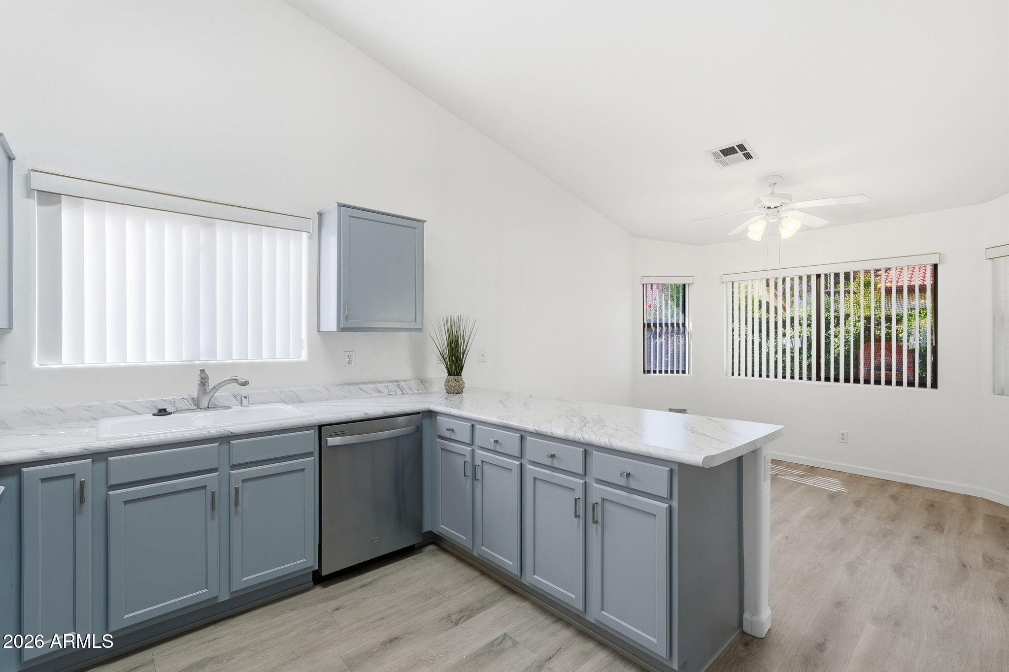 542 S HIGLEY Road 58
