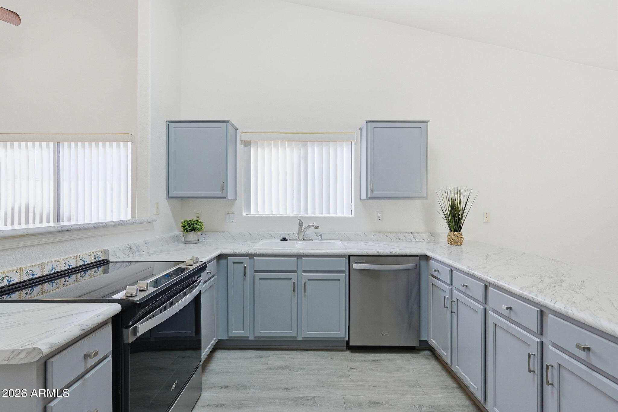 542 S HIGLEY Road 58