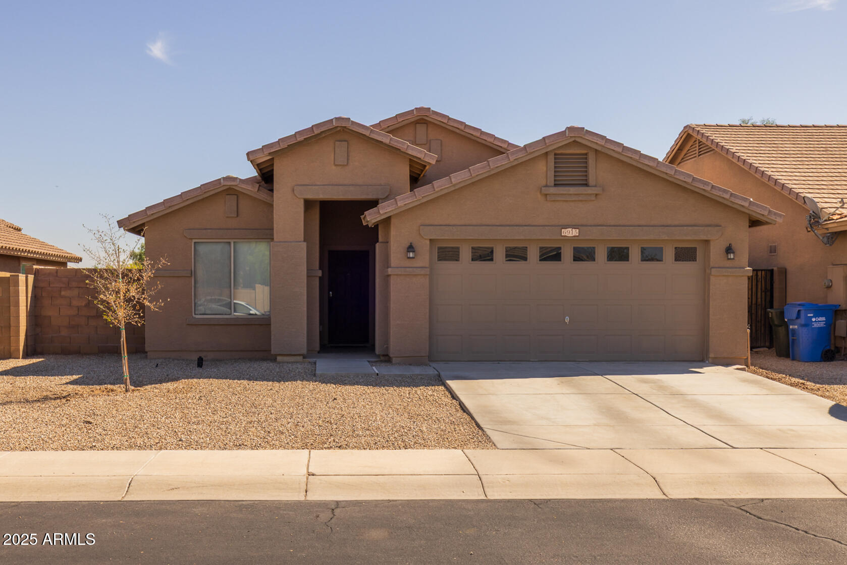 6915 S 46TH Drive