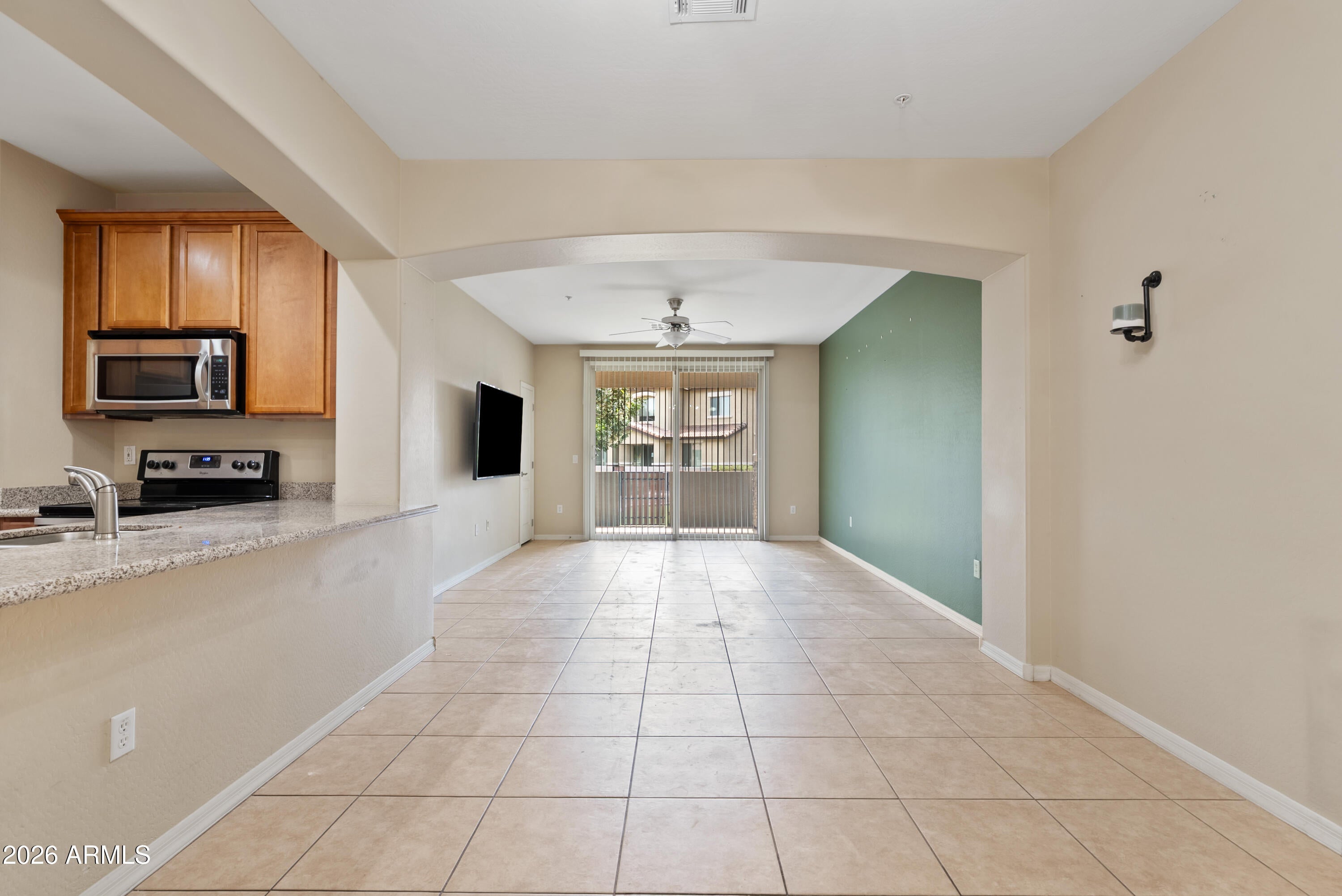 7726 E BASELINE Road 129