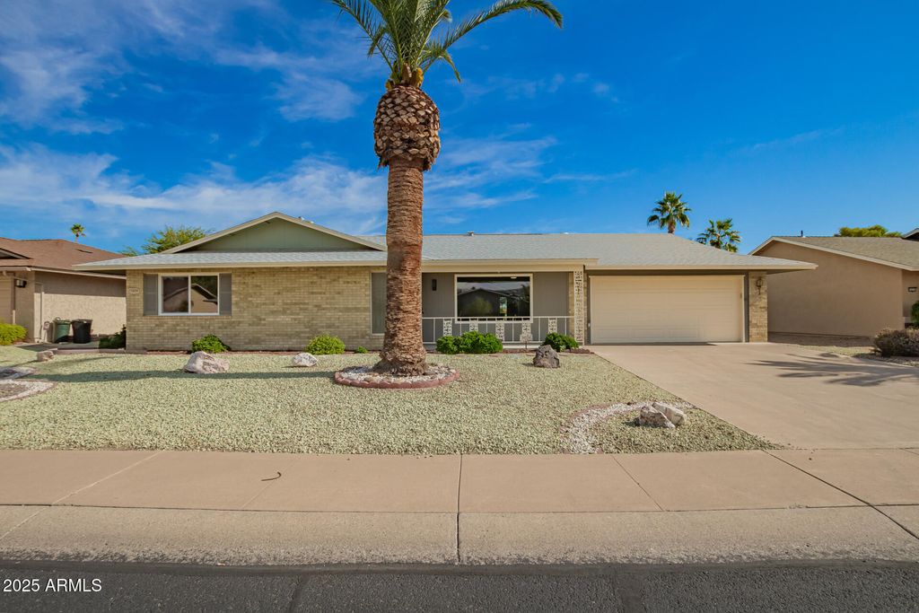 Photo of 19229 N Welk Drive, Sun City, AZ 85373 (MLS # 6947063)