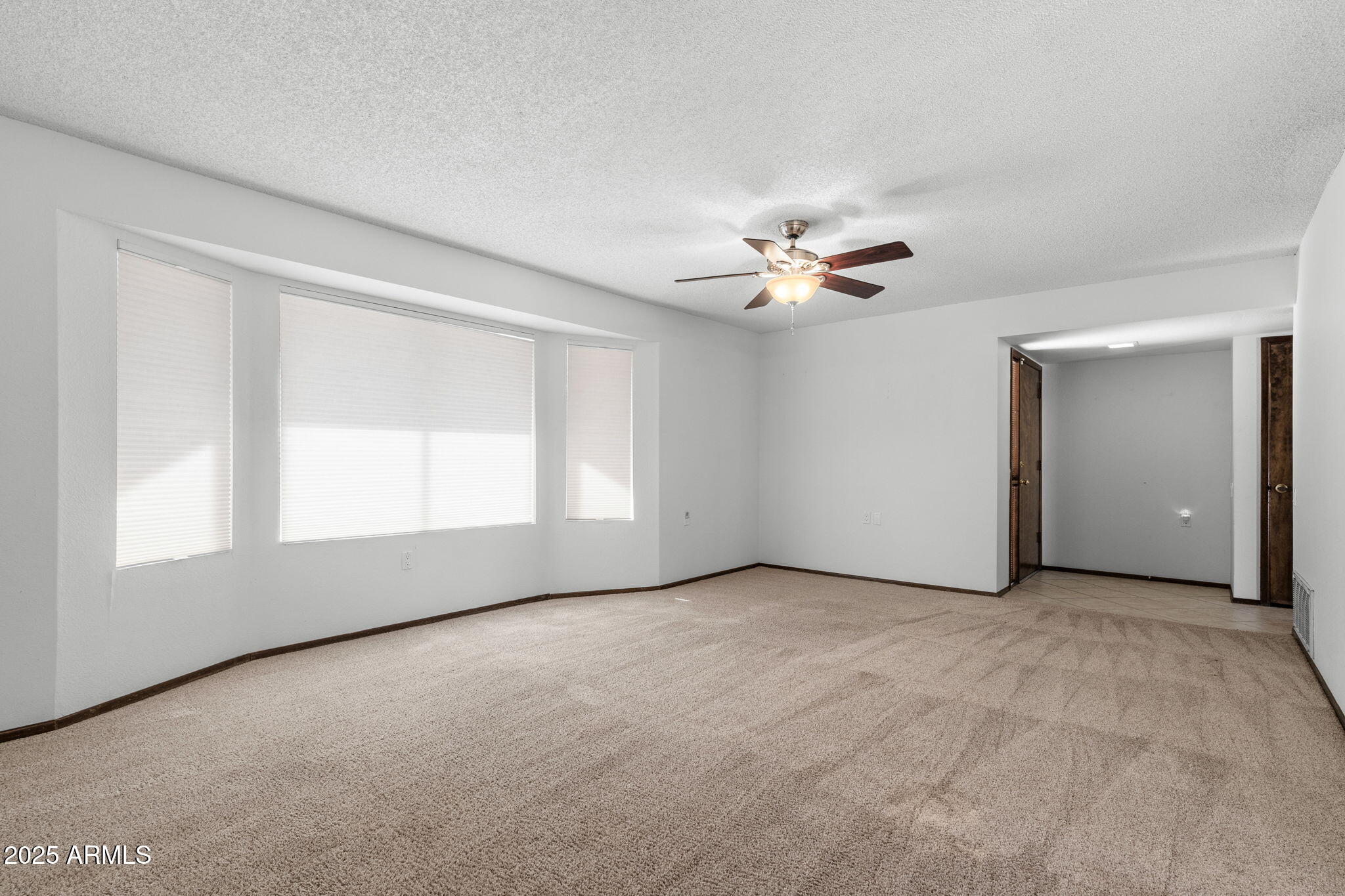 929 LEISURE WORLD --