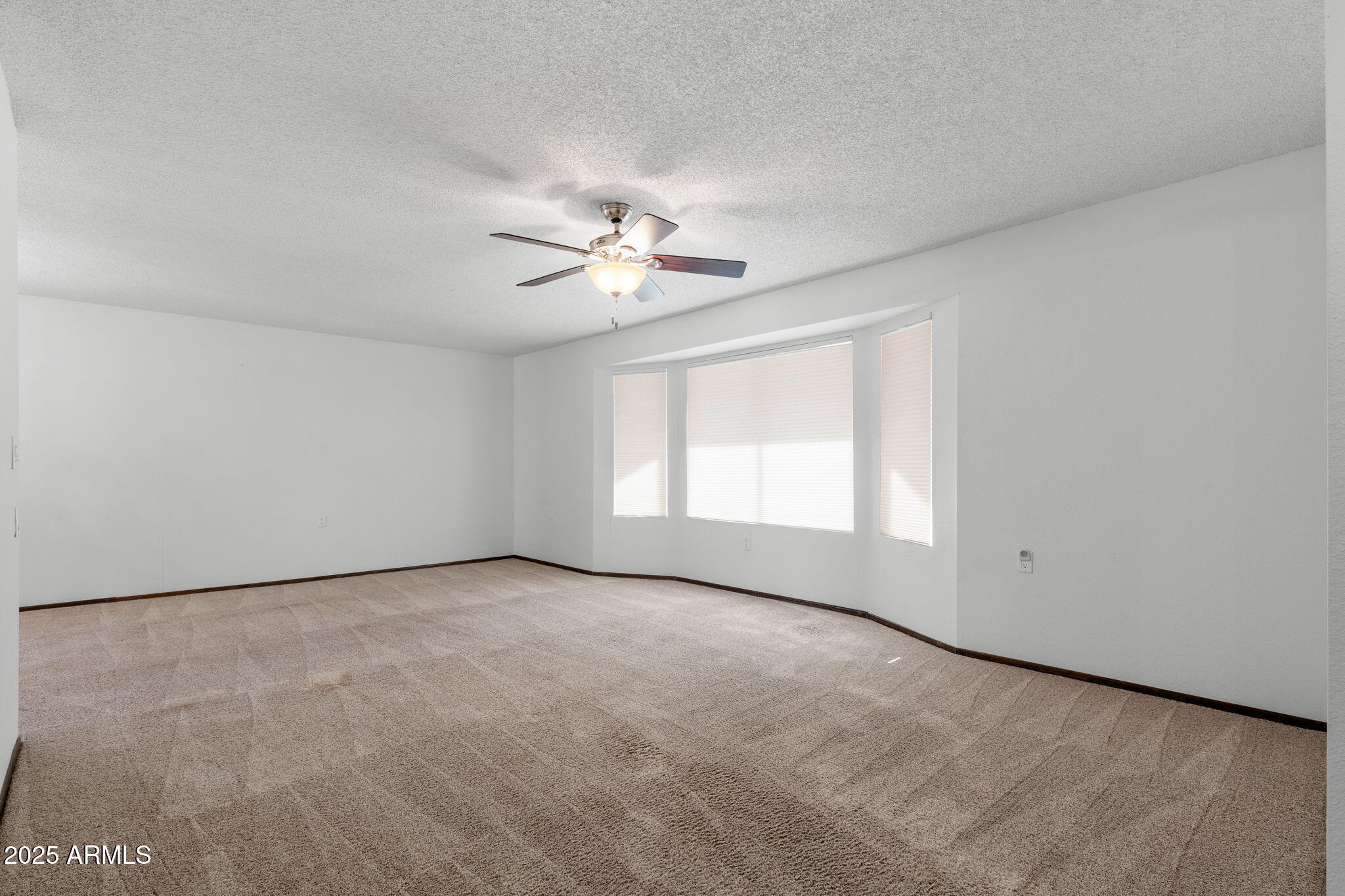 929 LEISURE WORLD --