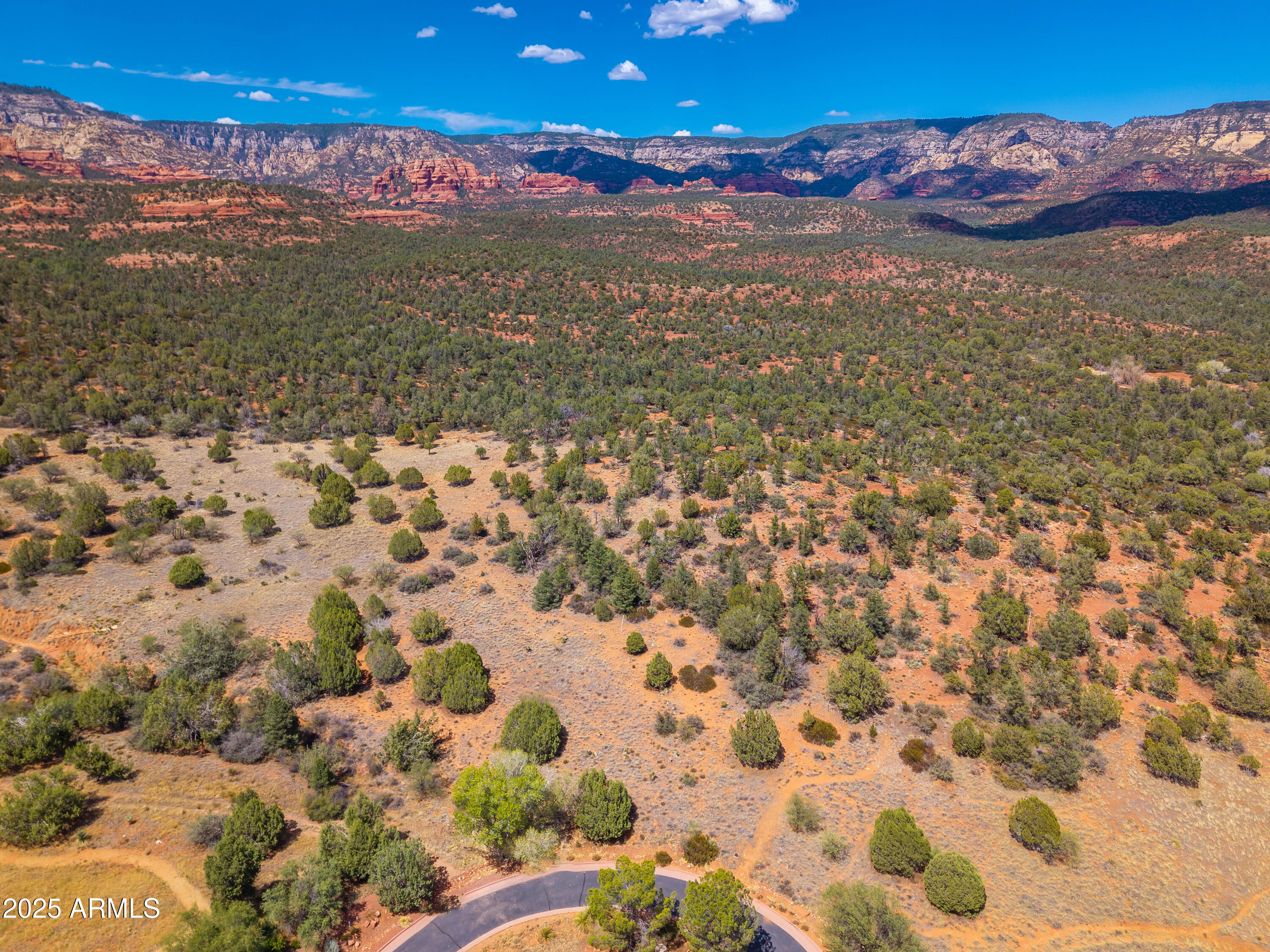 160 HIDDEN MEADOW Drive 6