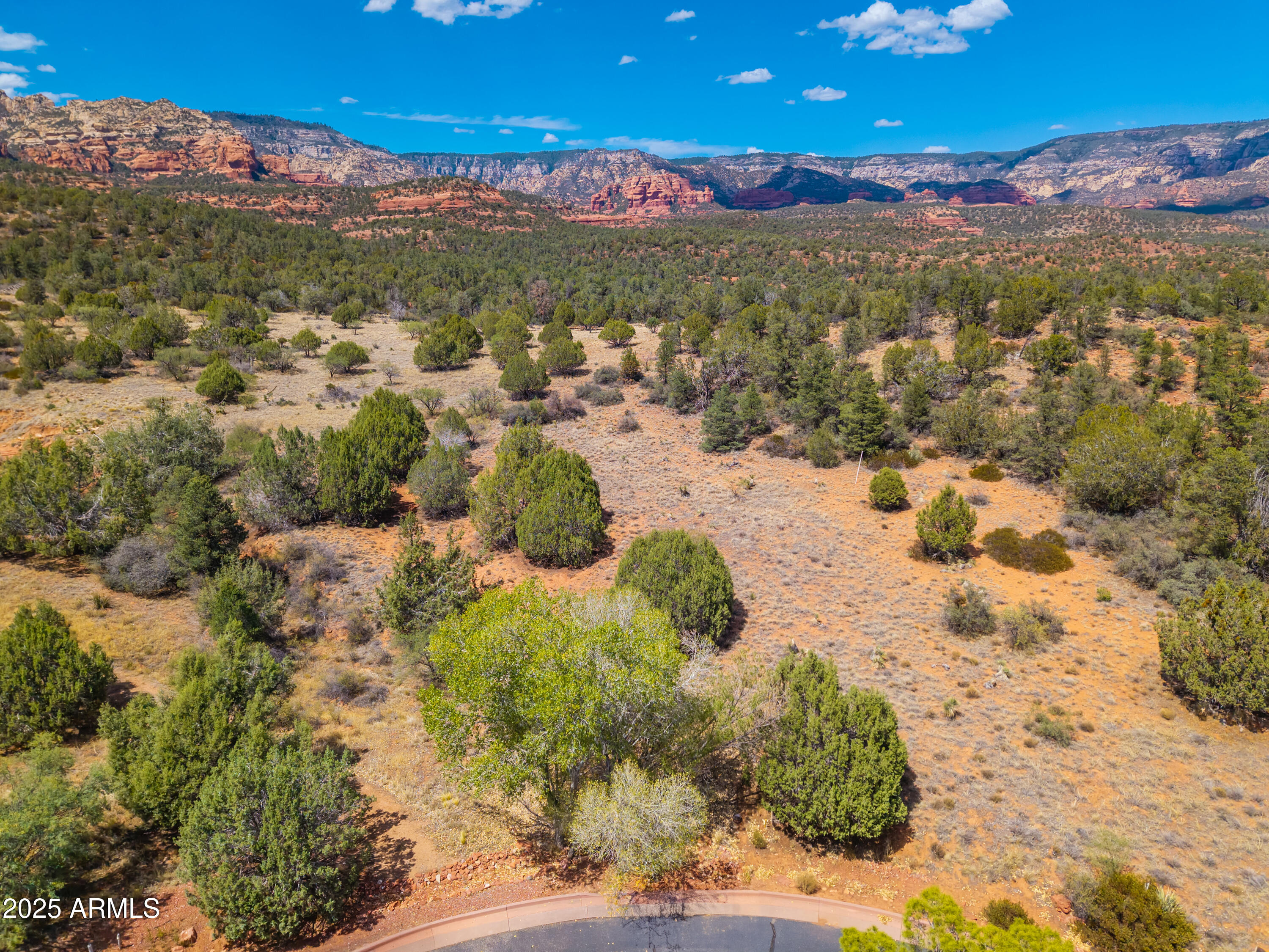 160 HIDDEN MEADOW Drive 6