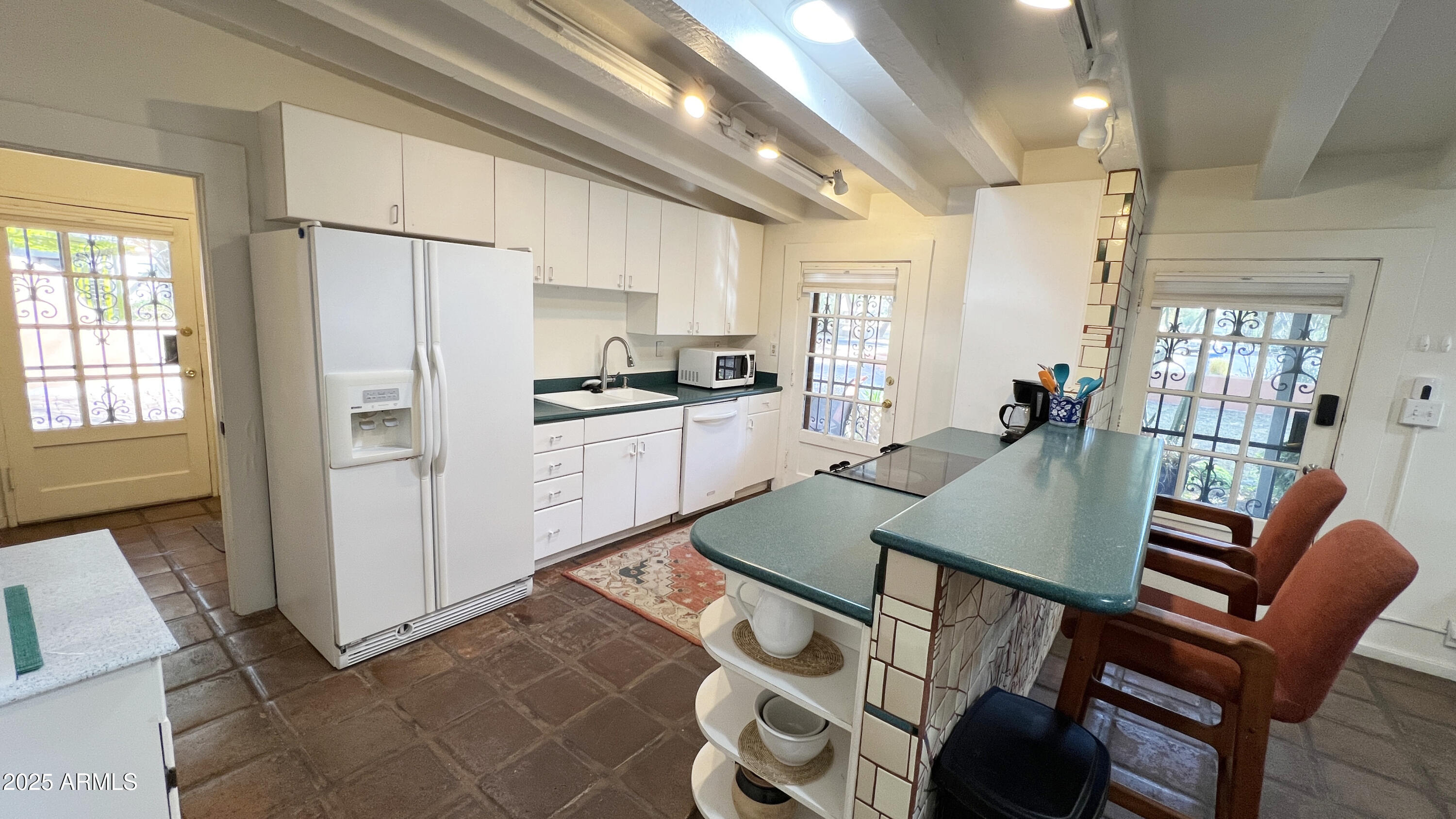 Phoenix, Arizona 85016, United States, 2 Bedrooms Bedrooms, ,1 BathroomBathrooms,Residential,Pending,4604