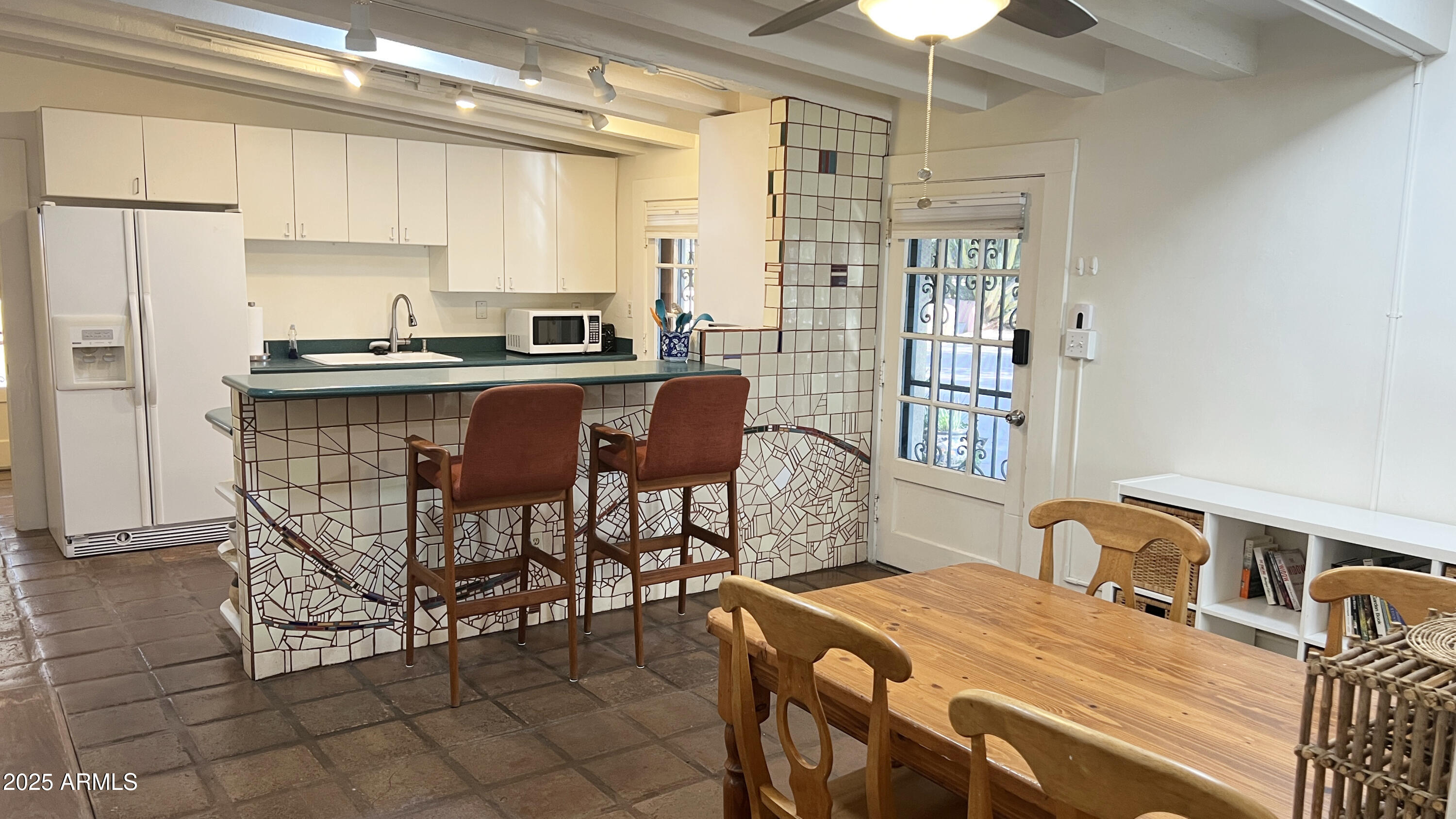 Phoenix, Arizona 85016, United States, 2 Bedrooms Bedrooms, ,1 BathroomBathrooms,Residential,Pending,4604