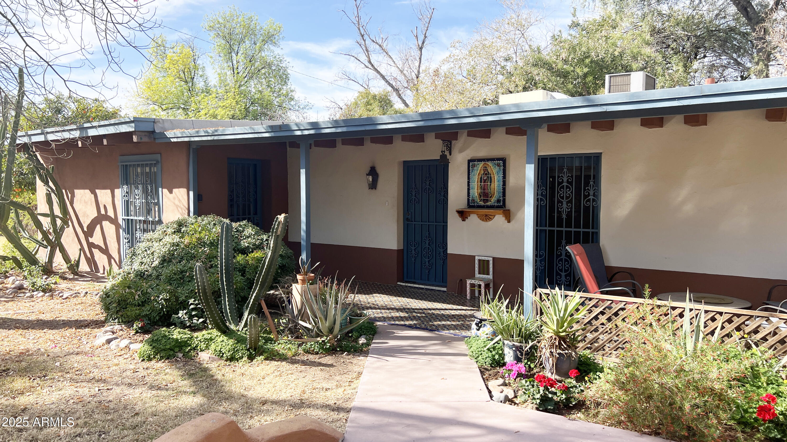 Phoenix, Arizona 85016, United States, 2 Bedrooms Bedrooms, ,1 BathroomBathrooms,Residential,Pending,4604