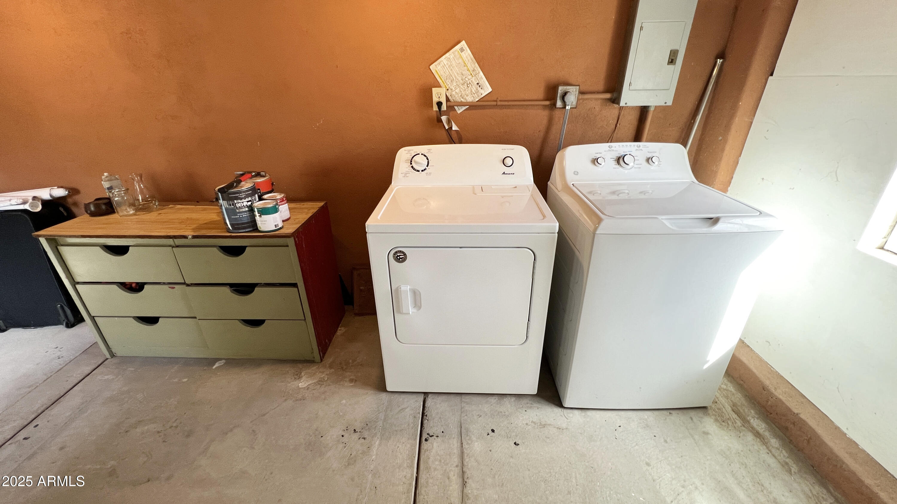 Phoenix, Arizona 85016, United States, 2 Bedrooms Bedrooms, ,1 BathroomBathrooms,Residential,Pending,4604