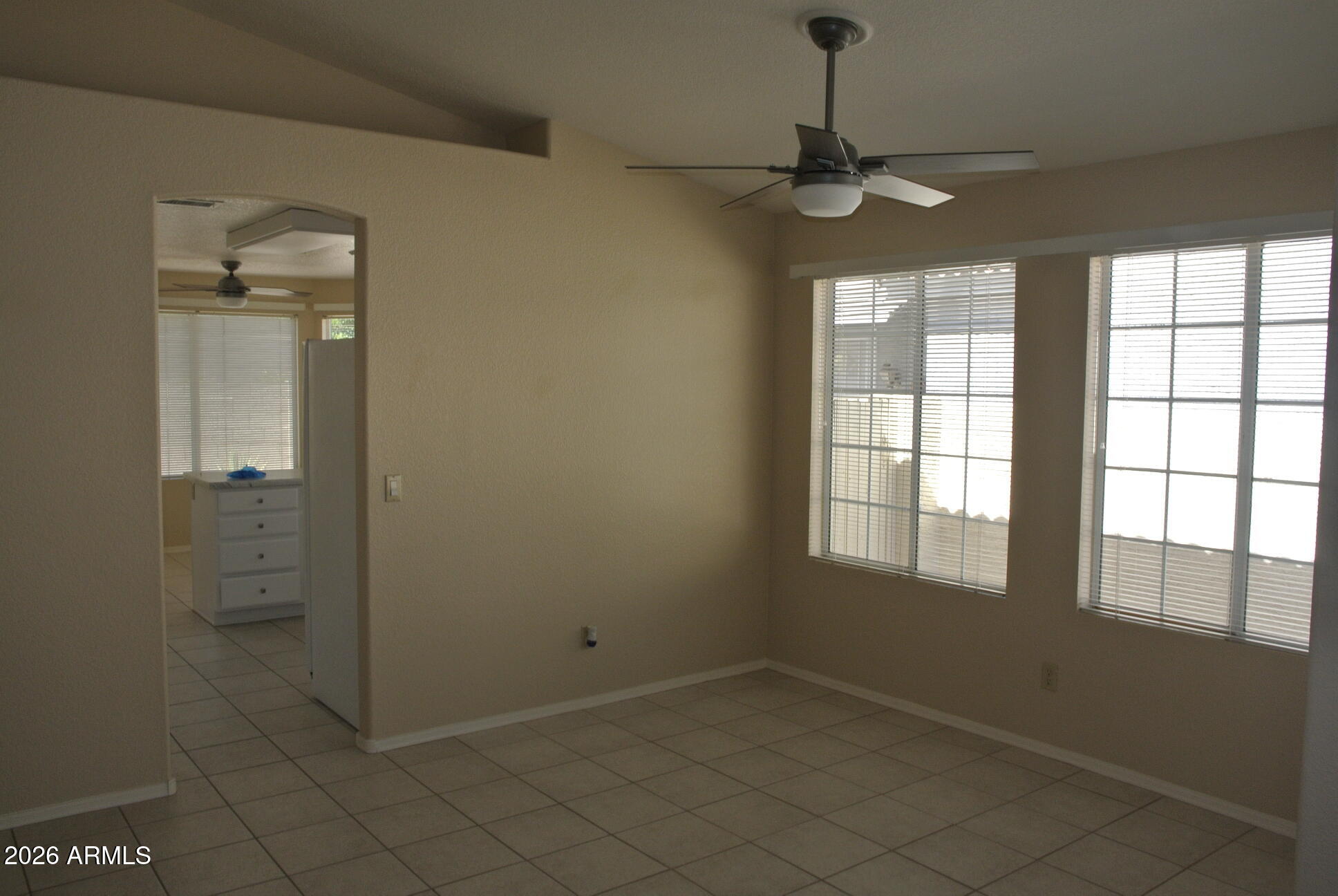 10622 W MOHAWK Lane