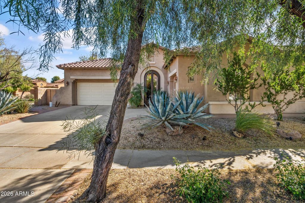 Photo of 31621 N 19th Avenue, Phoenix, AZ 85085 (MLS # 6975212)