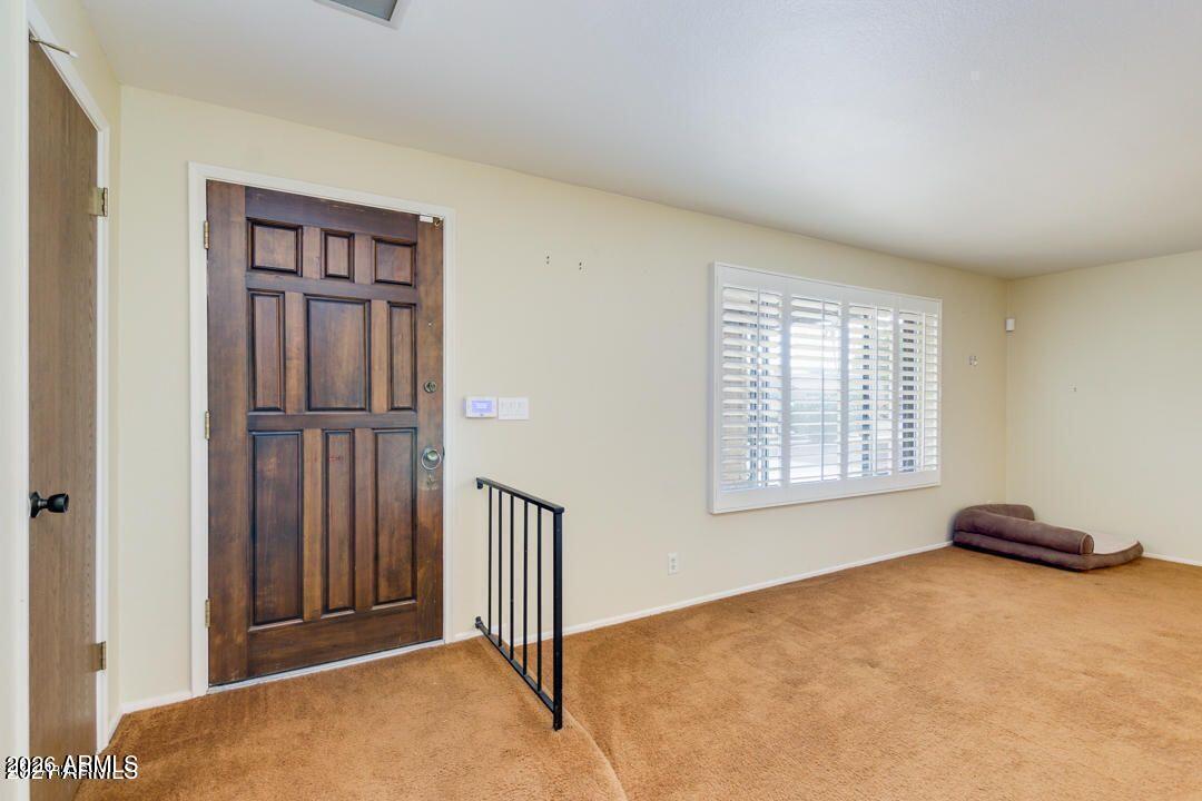 1536 E GEMINI Drive