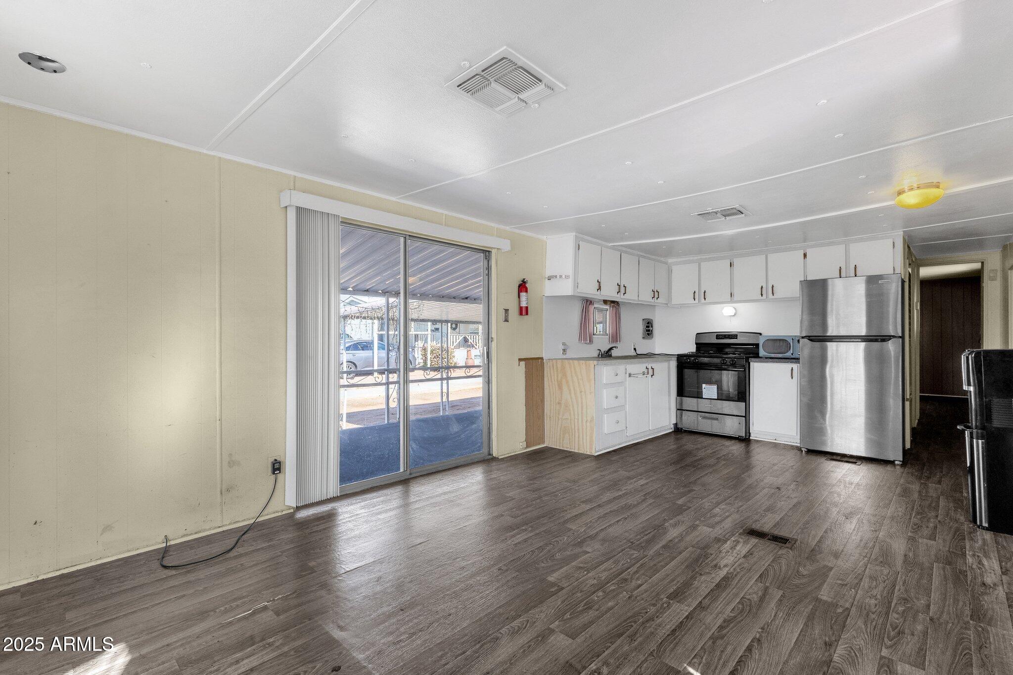5933 E Main Street 47