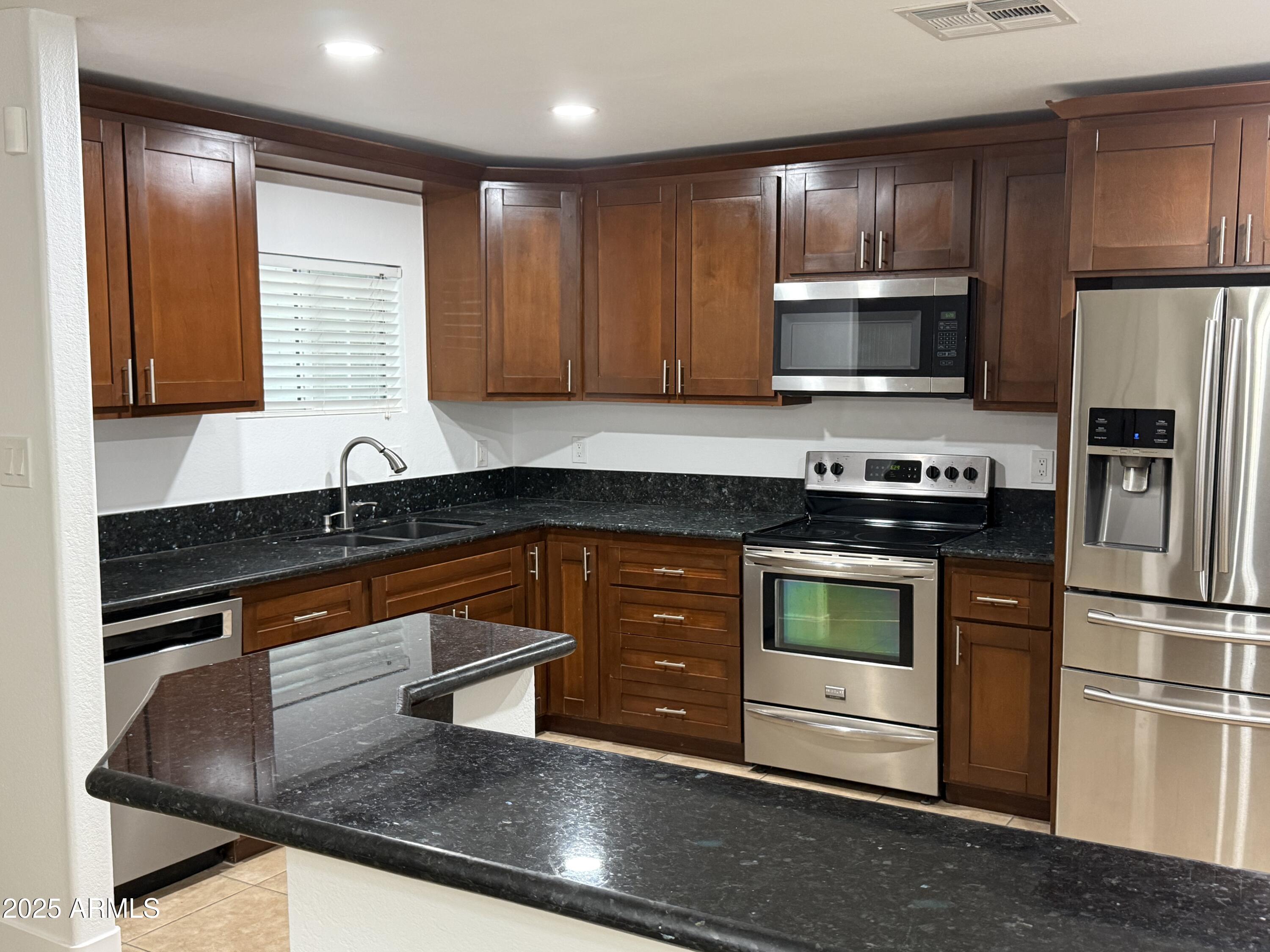 Search Homes 3 5338 W WOLF Street