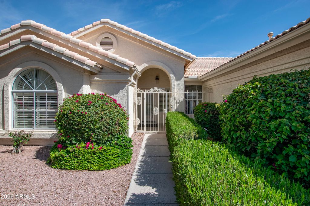 Photo of 15644 W Piccadilly Road, Goodyear, AZ 85395 (MLS # 7031501)
