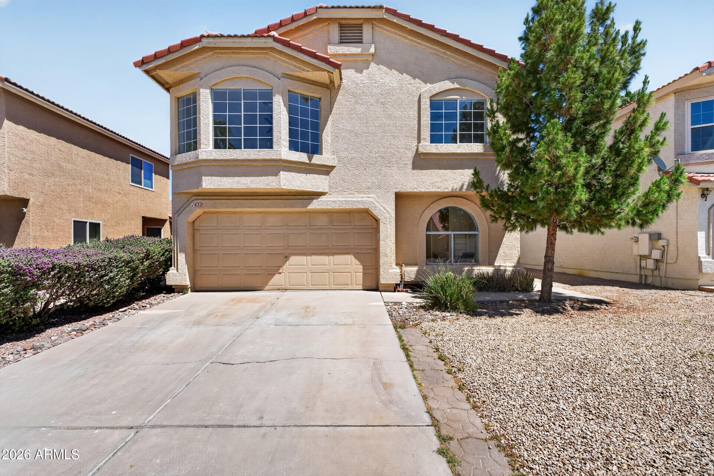 1422 E MINERAL Road