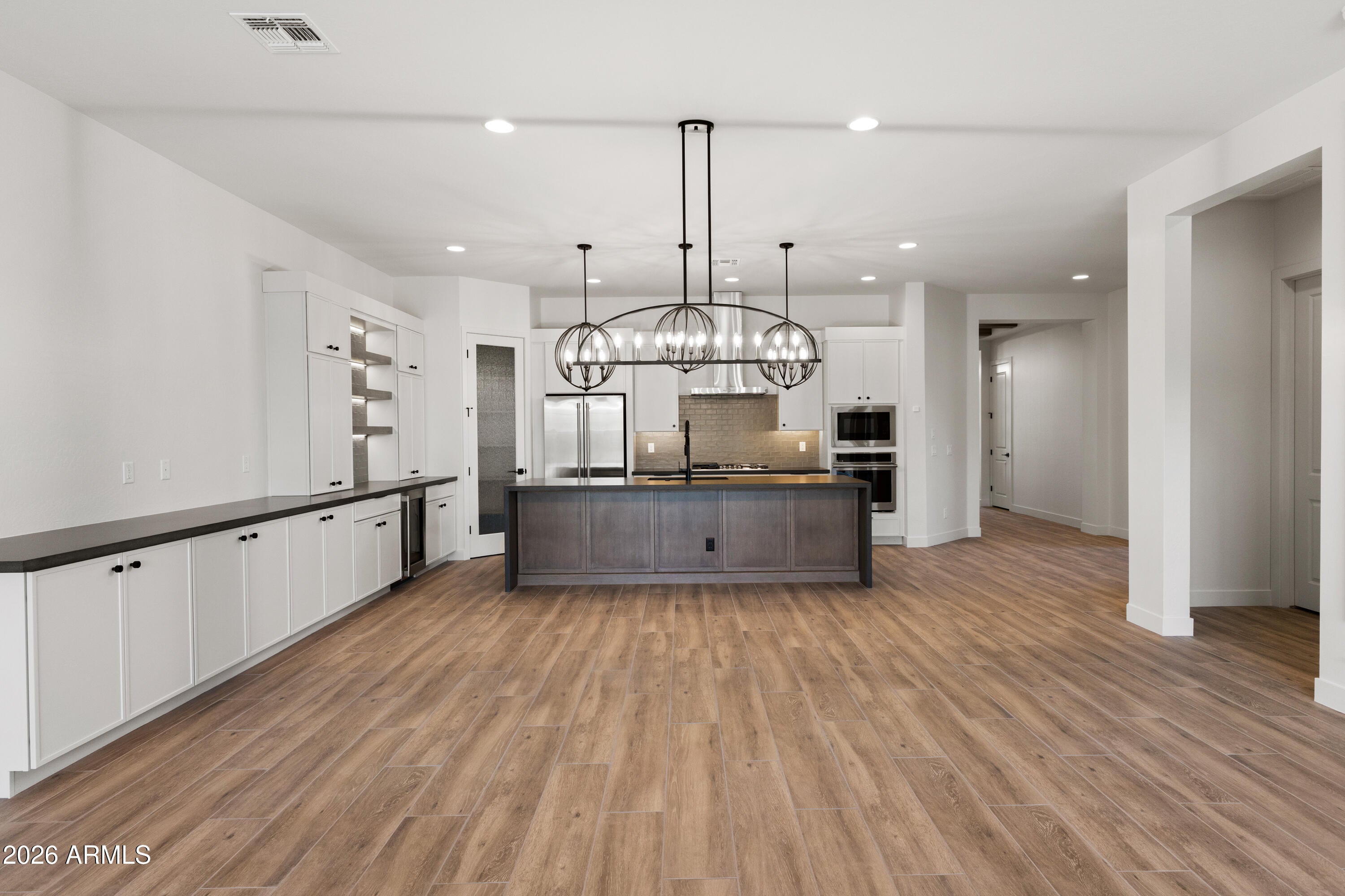 Peoria, Arizona, 85381, United States, 3 Bedrooms Bedrooms, ,3 BathroomsBathrooms,Residential,Active,2051976