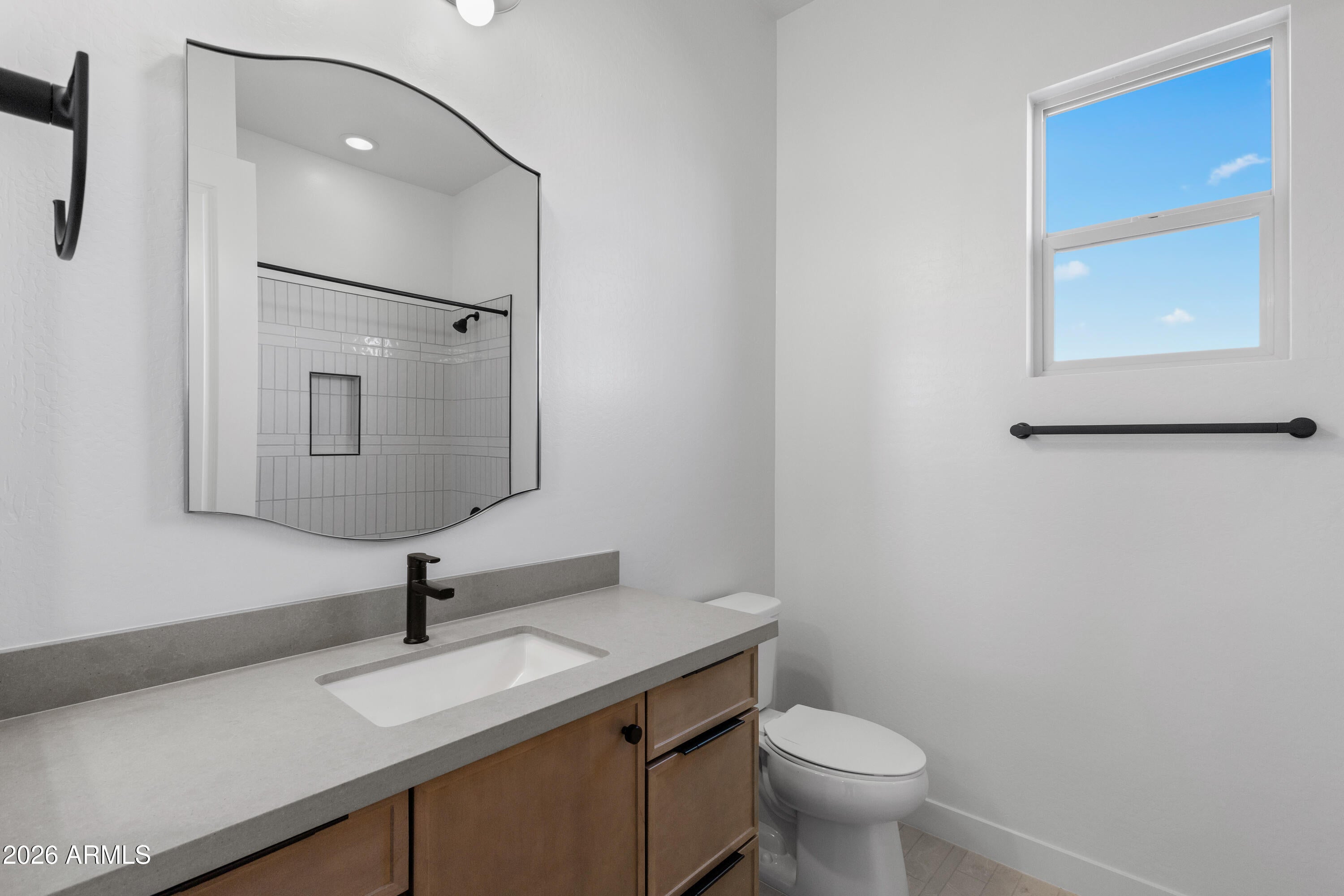 Peoria, Arizona, 85381, United States, 3 Bedrooms Bedrooms, ,3 BathroomsBathrooms,Residential,Active,2051976