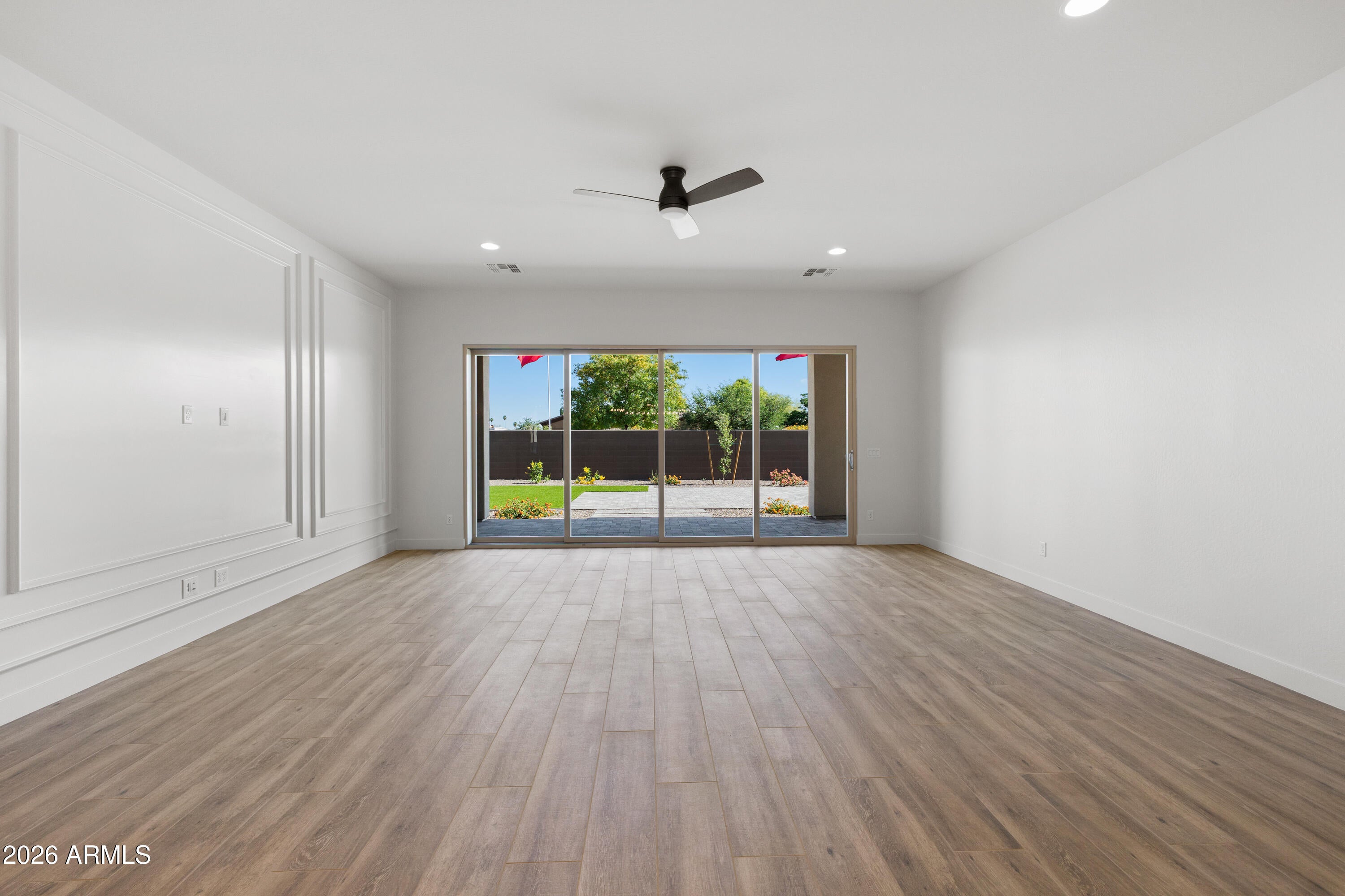 Peoria, Arizona, 85381, United States, 3 Bedrooms Bedrooms, ,3 BathroomsBathrooms,Residential,Active,2051976