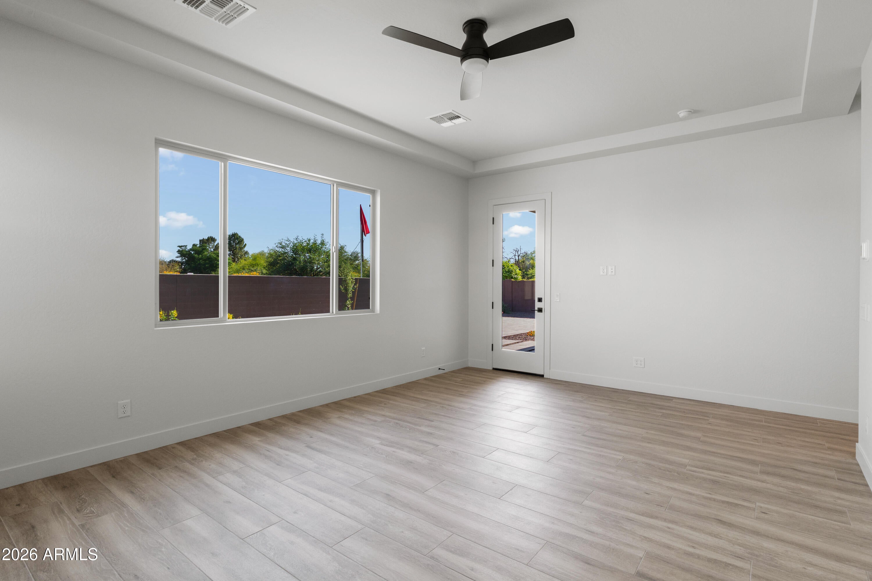 Peoria, Arizona, 85381, United States, 3 Bedrooms Bedrooms, ,3 BathroomsBathrooms,Residential,Active,2051976