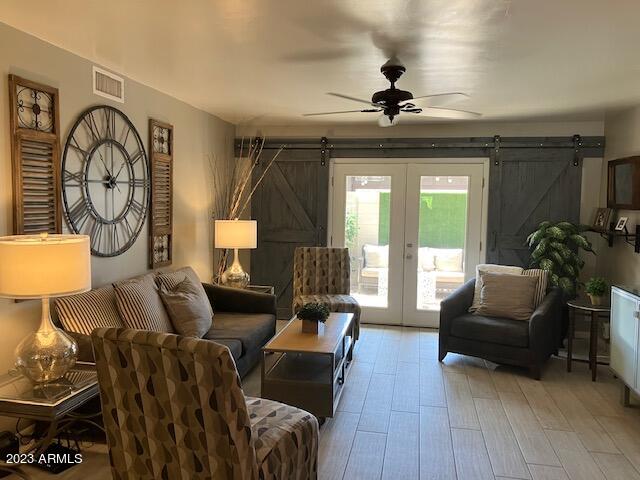 1450 E Bethany Home Rd Road 13