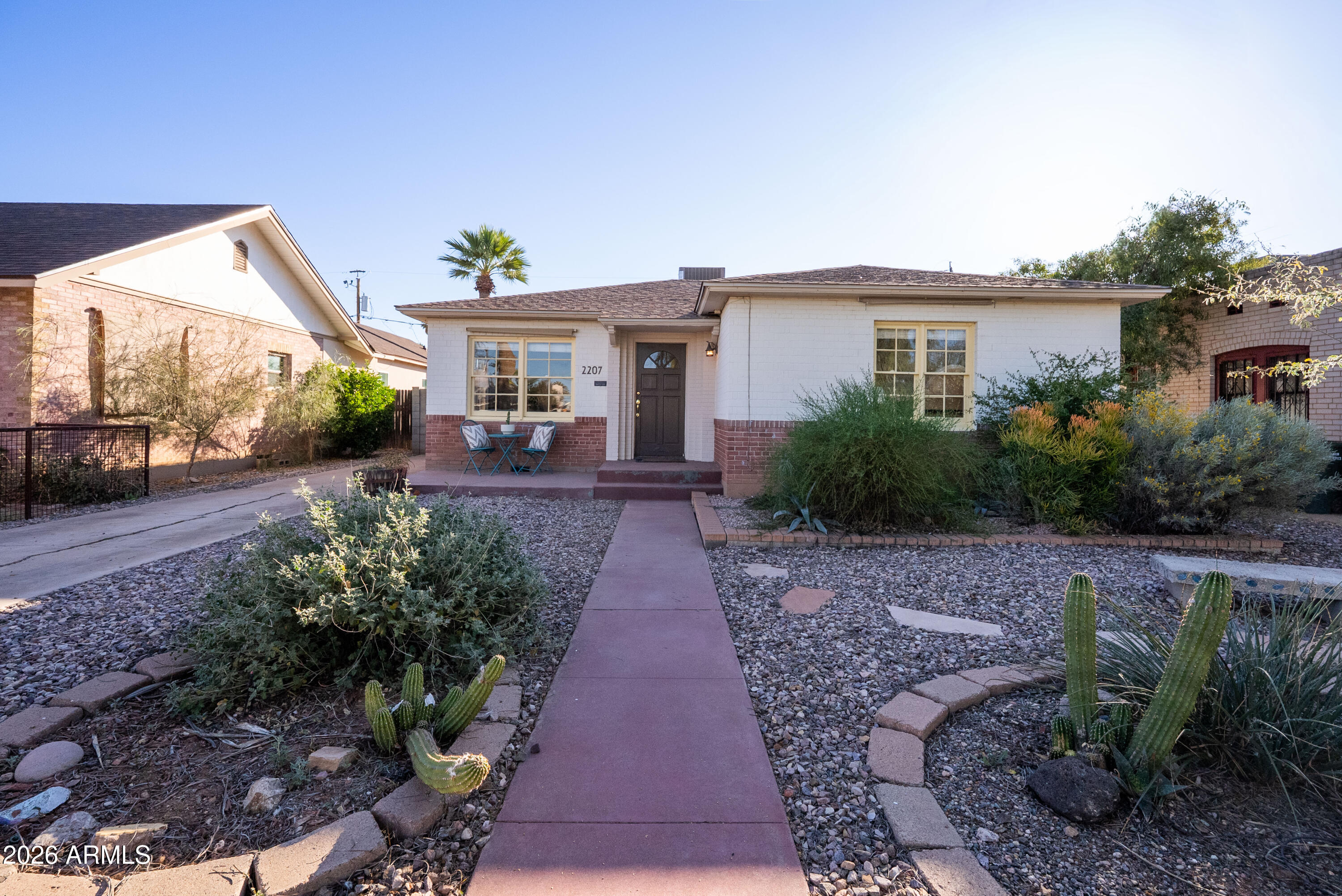 2207 N EDGEMERE Street