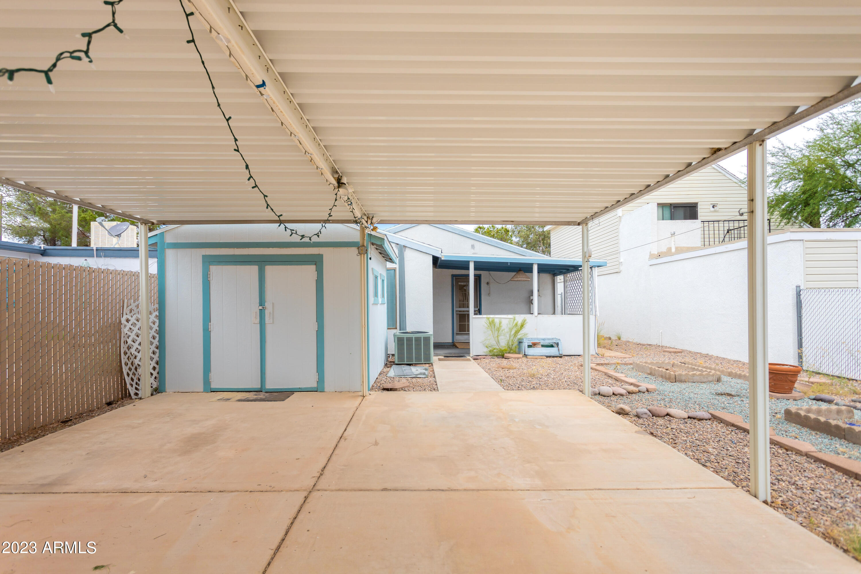 DESERT SHADOWS - Residential