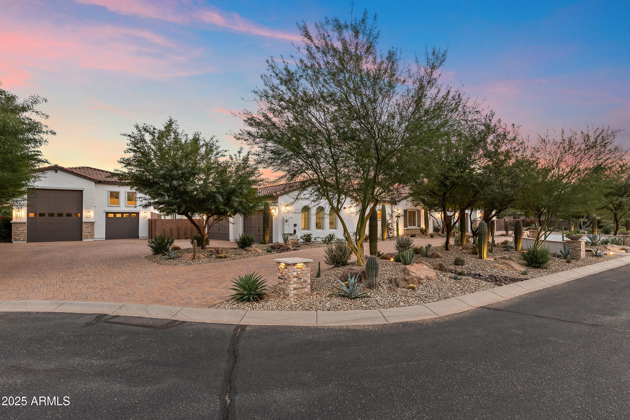 7749 W ARTEMISA Avenue