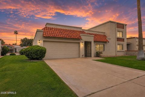 Photo of 7621 E Vista Drive, Scottsdale, AZ 85250 (MLS # 7024012)