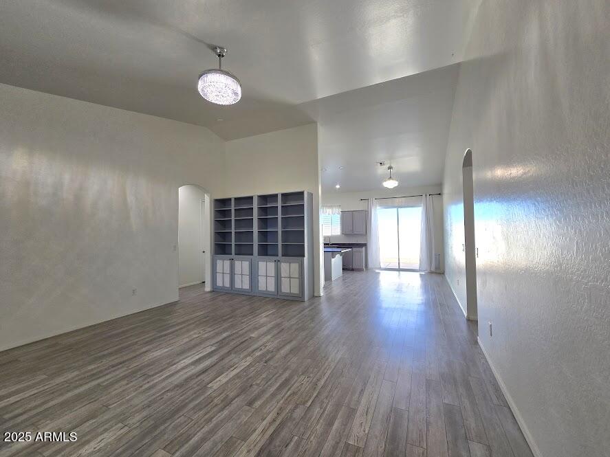 420 N WASHINGTON --