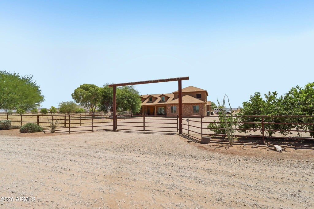 Photo of 18043 W Malone Place, Casa Grande, AZ 85193 (MLS # 7044193)
