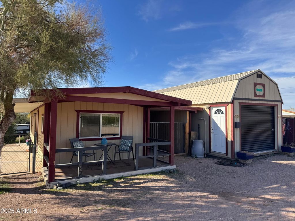 Photo of 174 N Hilton Road, Apache Junction, AZ 85119 (MLS # 6957799)