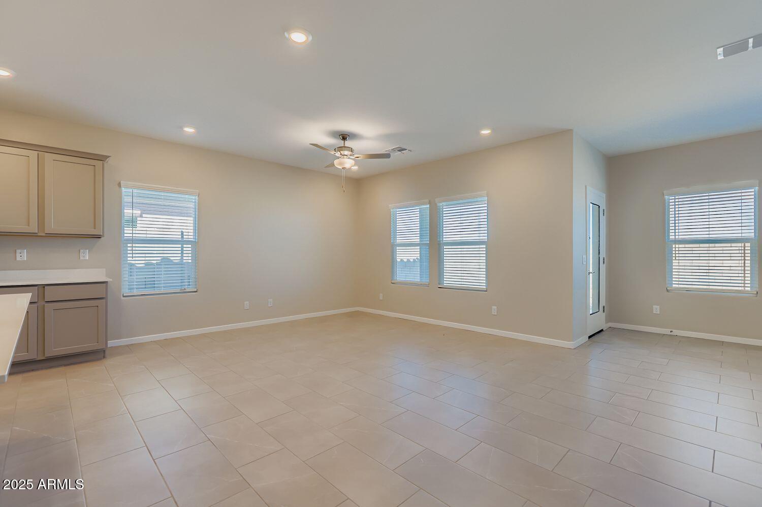 36844 W Santa Maria Street