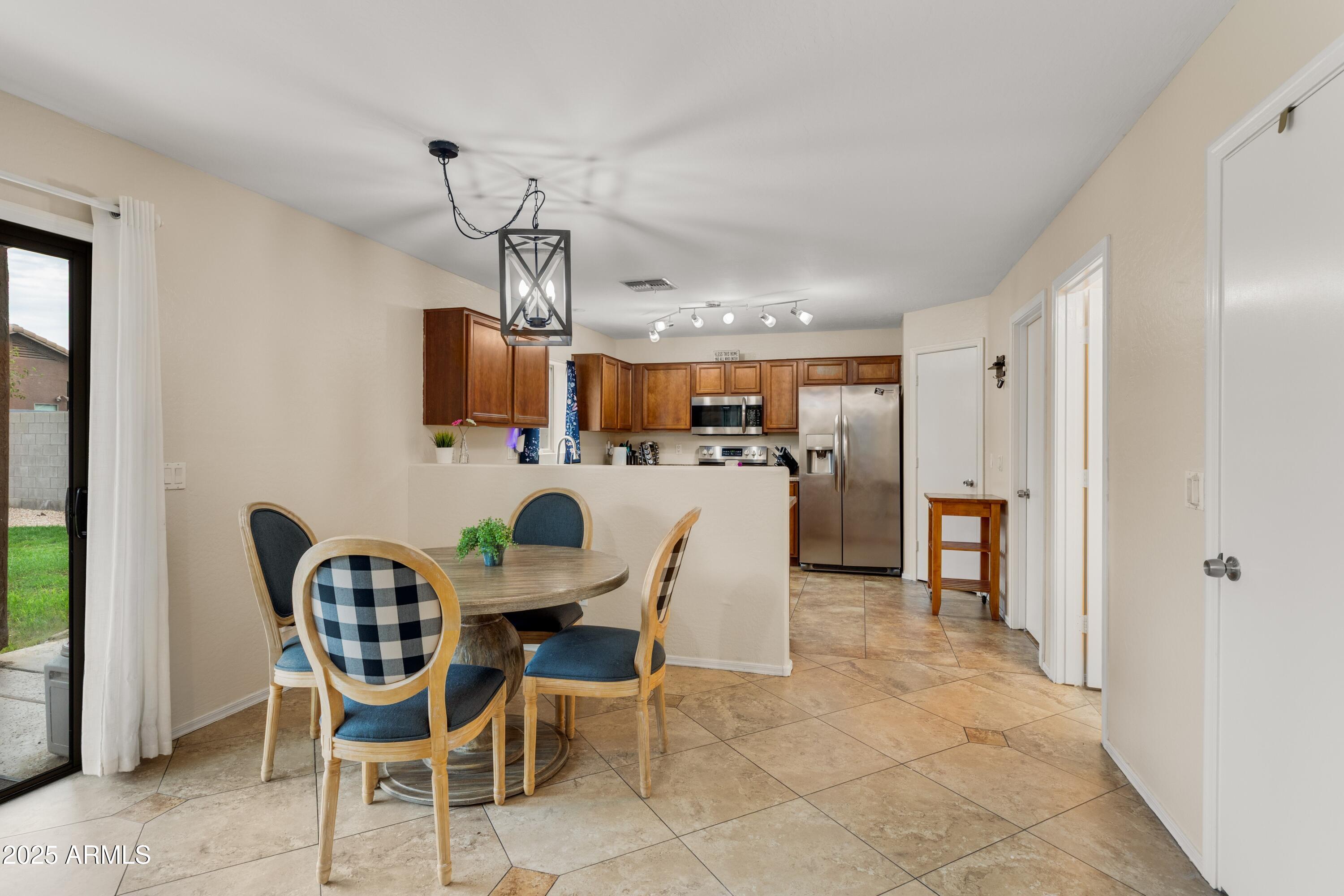 3556 E Del Rio Drive