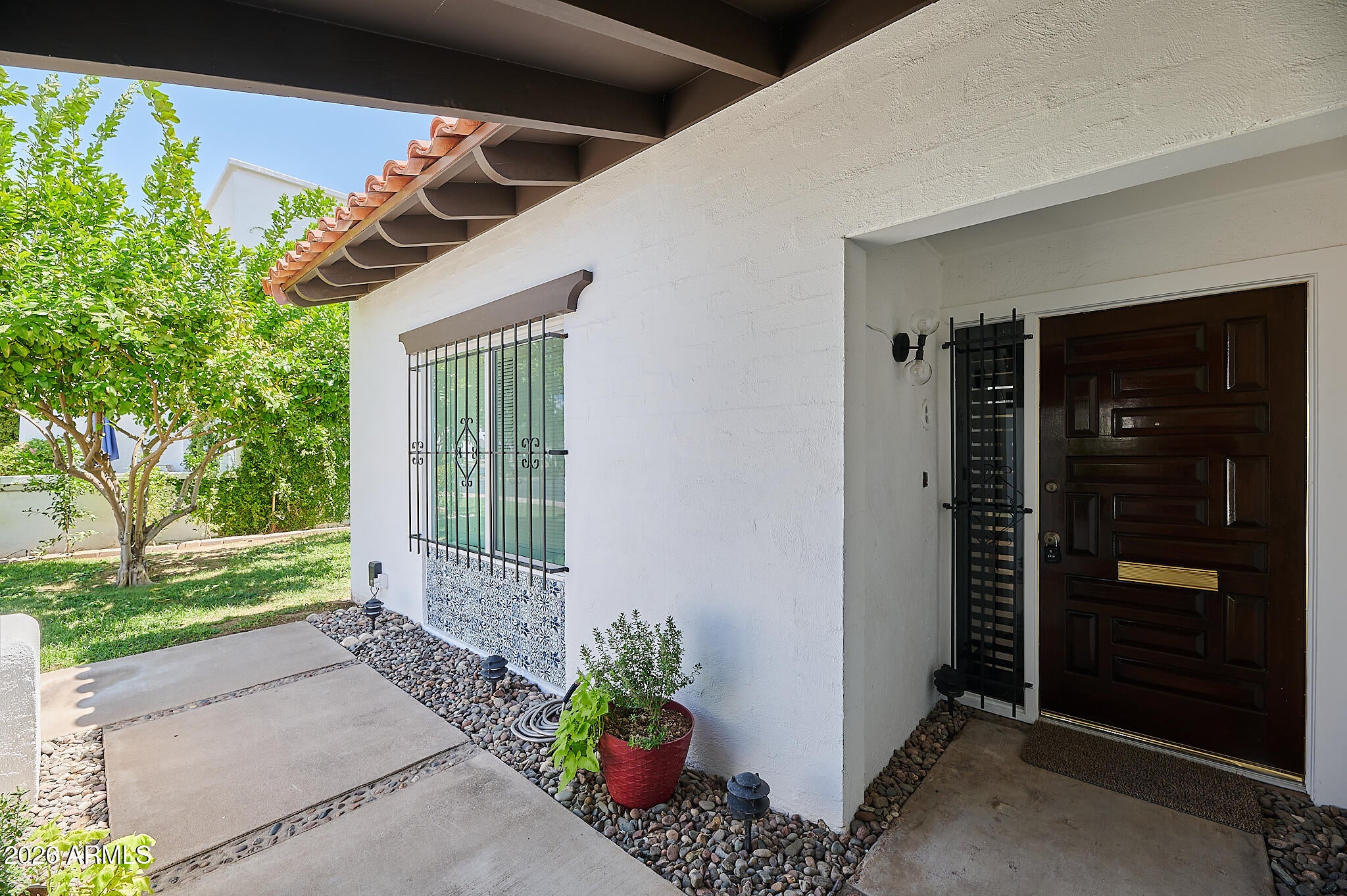 1919 E MEDLOCK Drive