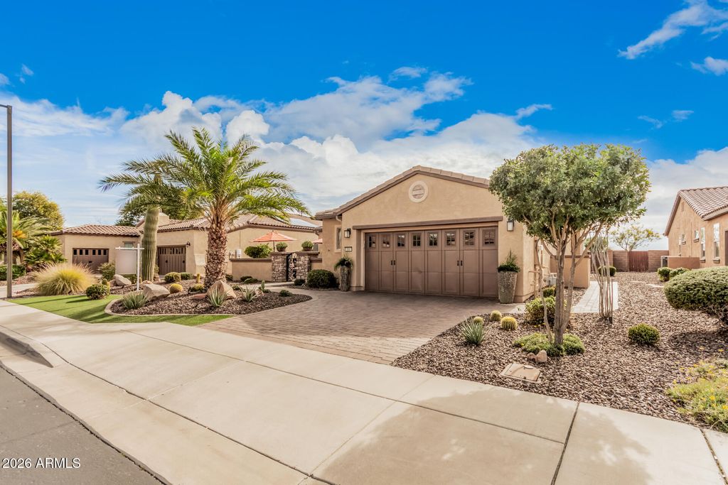Photo of 13007 W Redbird Road, Peoria, AZ 85383 (MLS # 6976113)