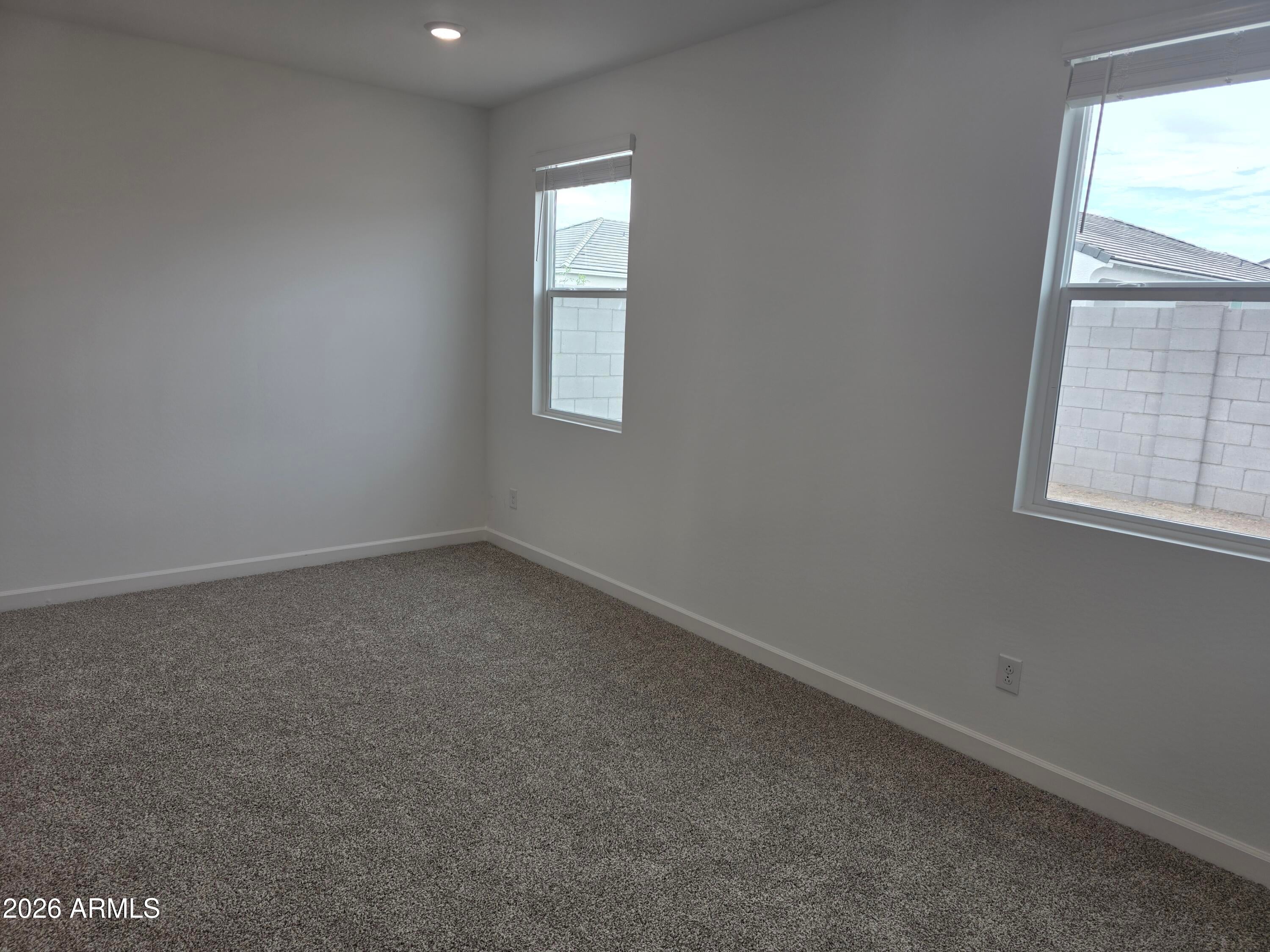 12588 W LOCUST Lane