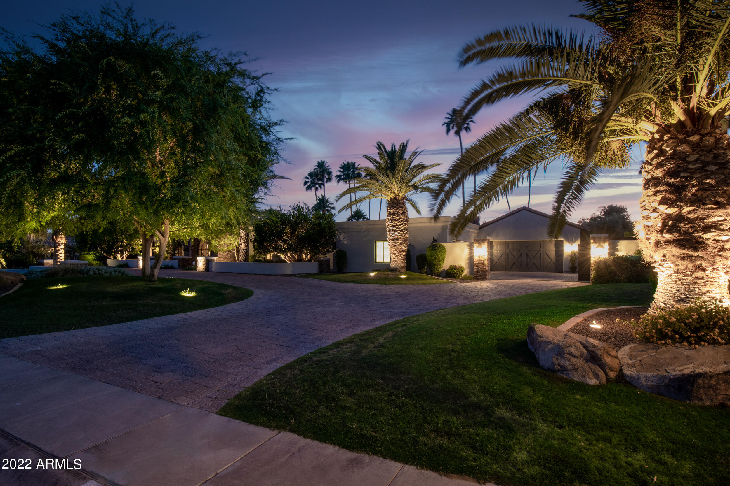 PALO VIENTO 1 - Residential