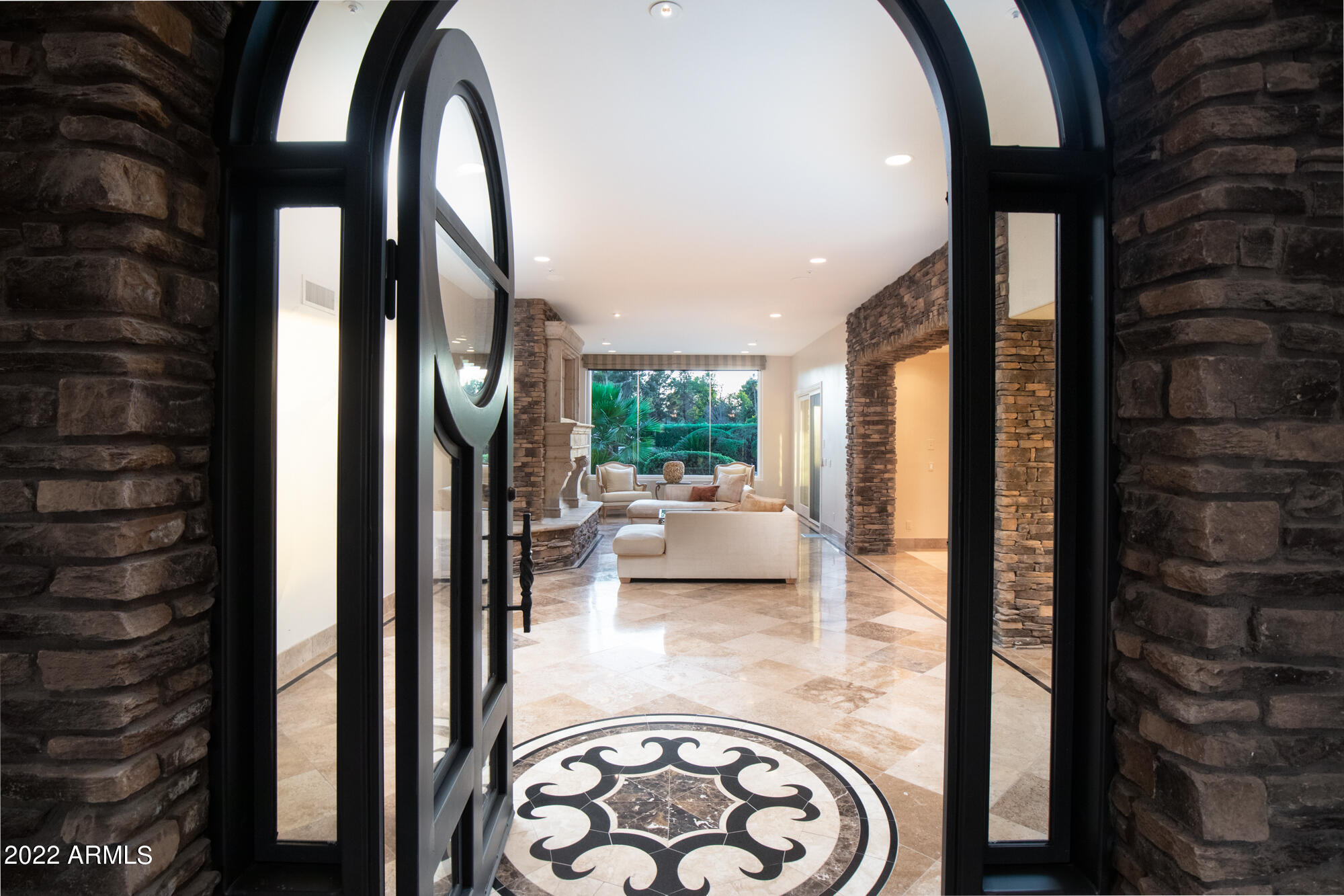 PALO VIENTO 1 - Residential
