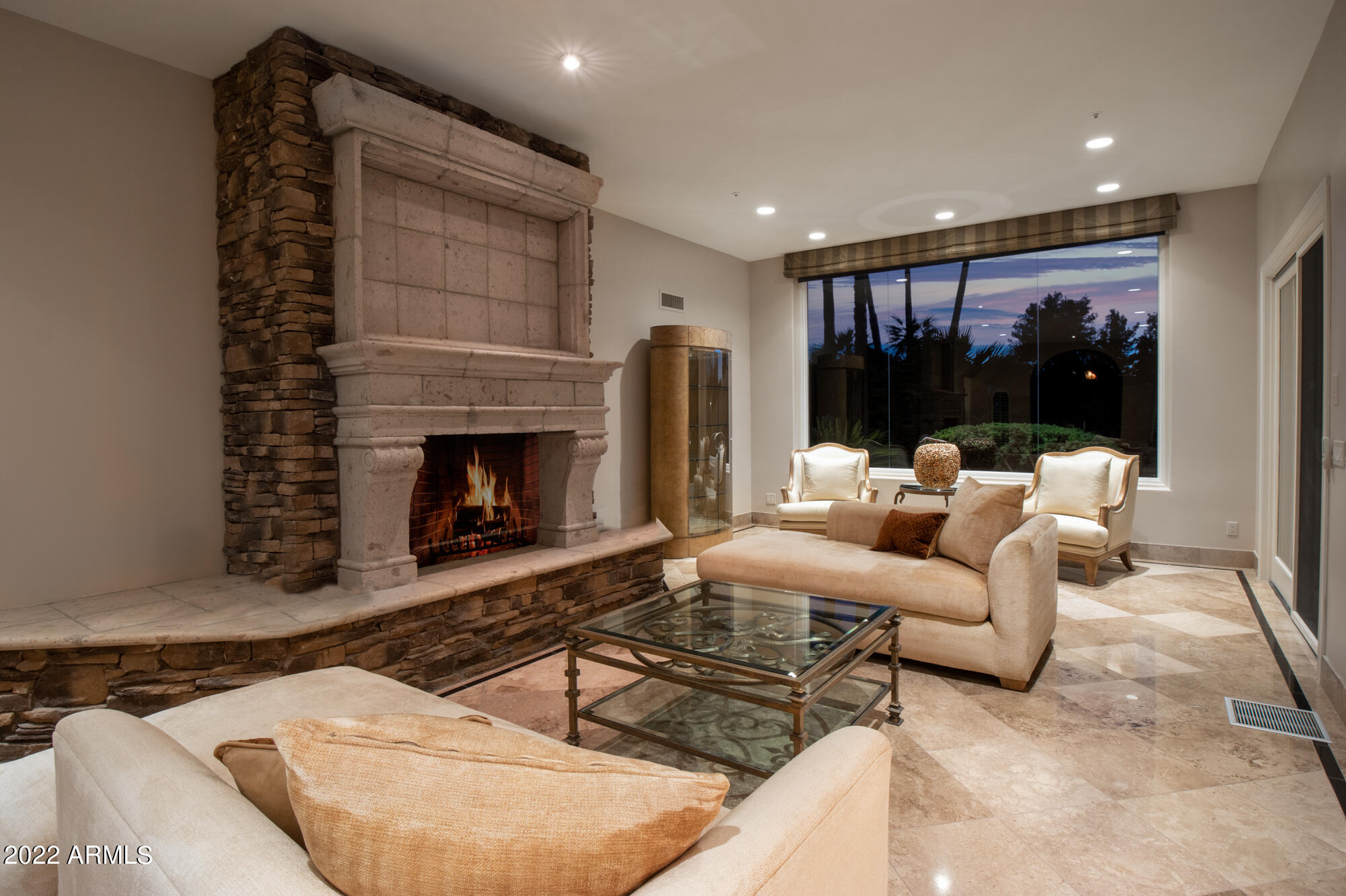 PALO VIENTO 1 - Residential